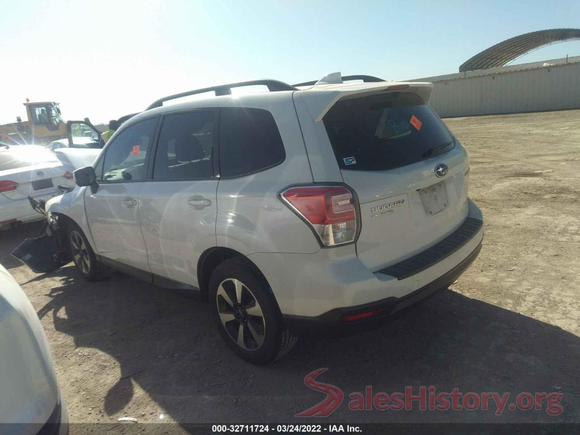 JF2SJAGC6JH568074 2018 SUBARU FORESTER