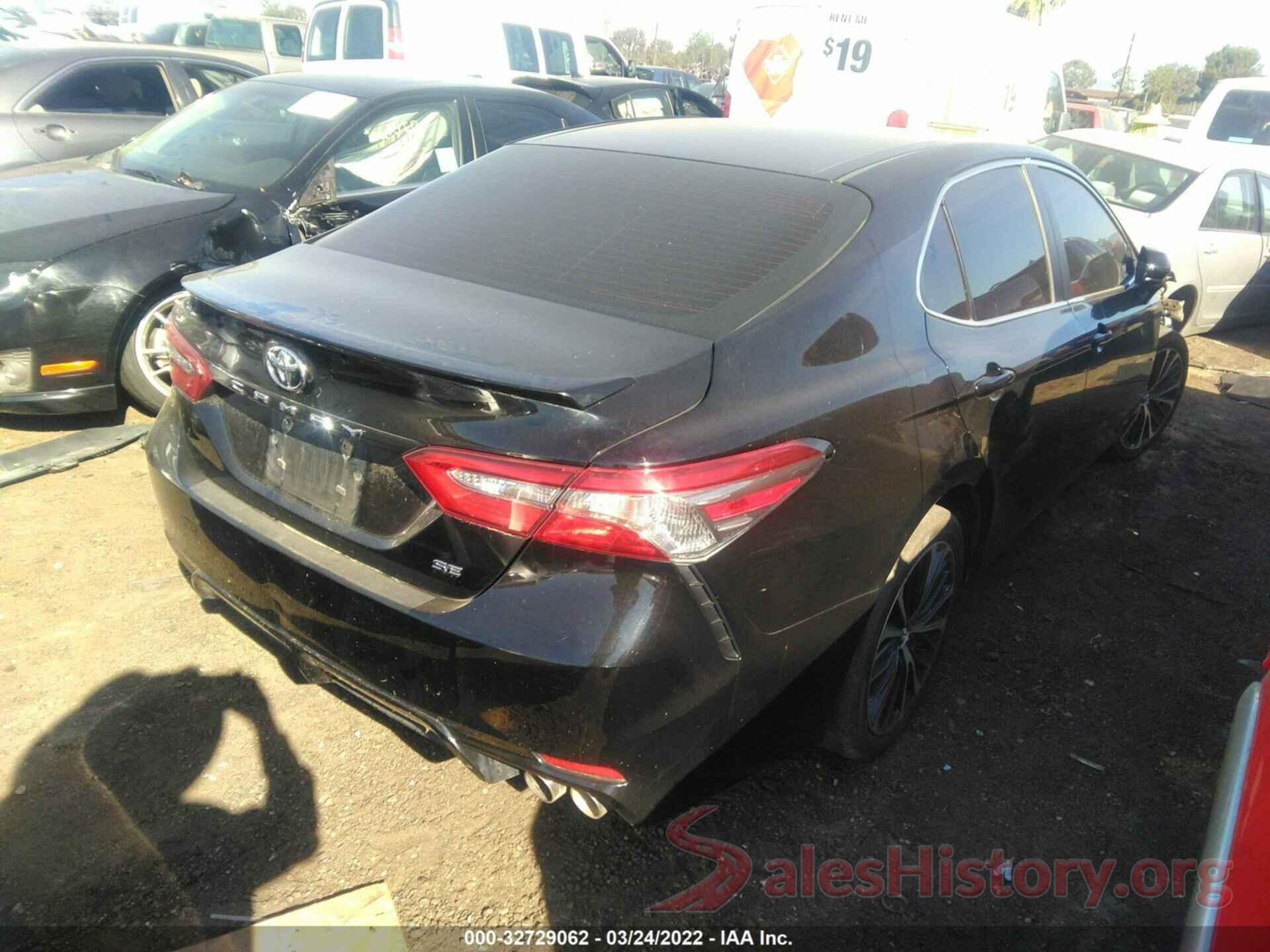 4T1B11HK1JU124012 2018 TOYOTA CAMRY