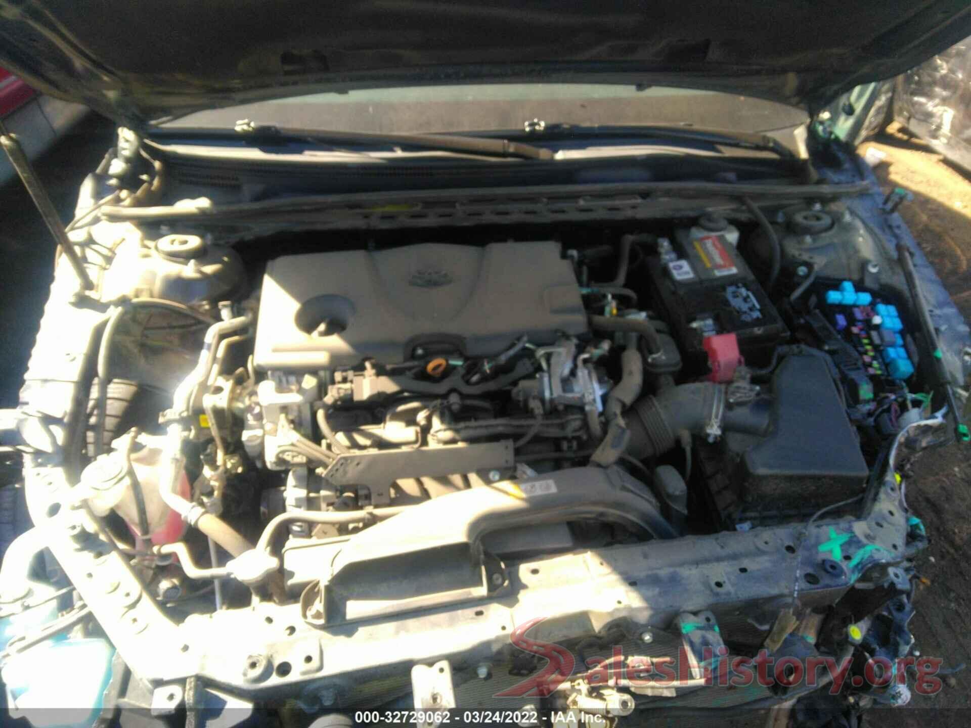 4T1B11HK1JU124012 2018 TOYOTA CAMRY