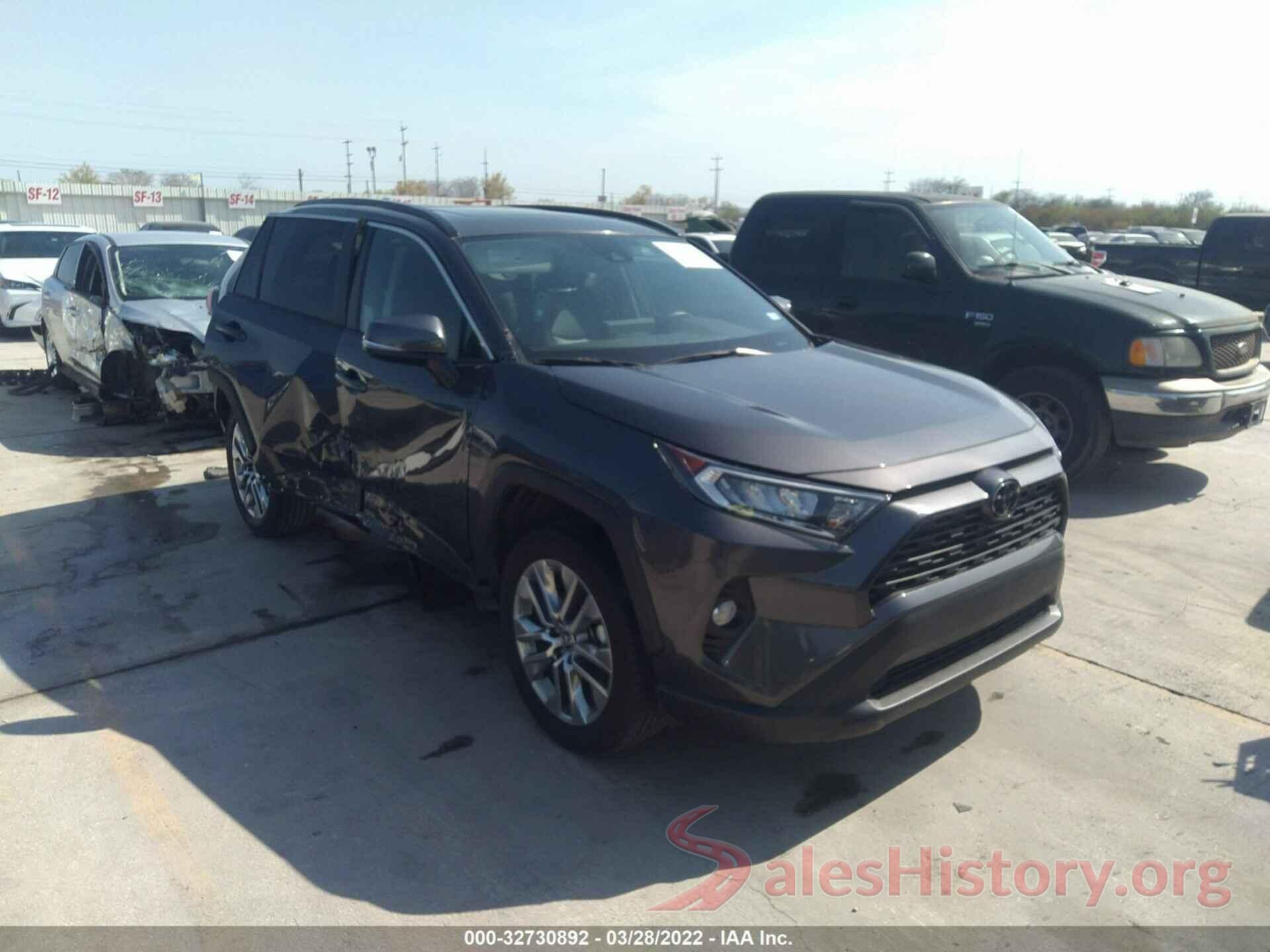 2T3C1RFV0KW023424 2019 TOYOTA RAV4