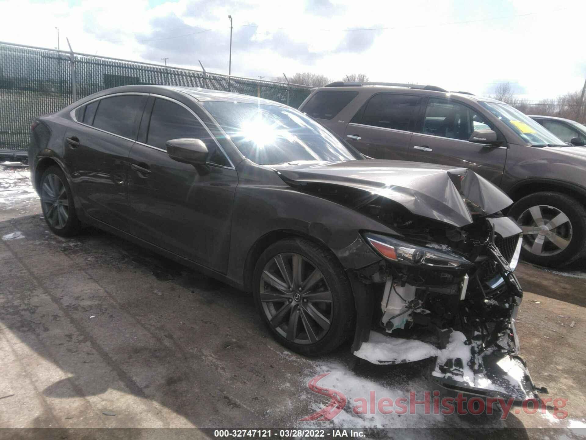 JM1GL1VM1J1330975 2018 MAZDA MAZDA6