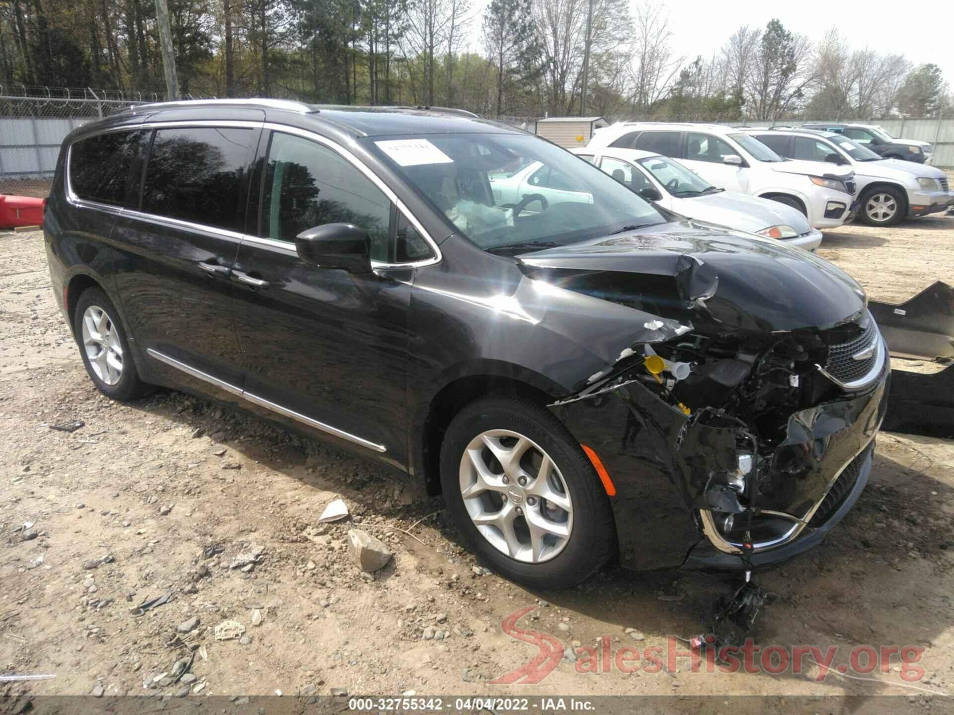 2C4RC1EG5JR104730 2018 CHRYSLER PACIFICA