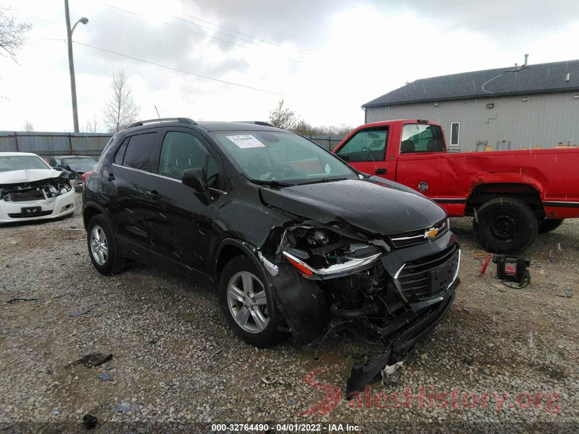 3GNCJLSB1KL215717 2019 CHEVROLET TRAX