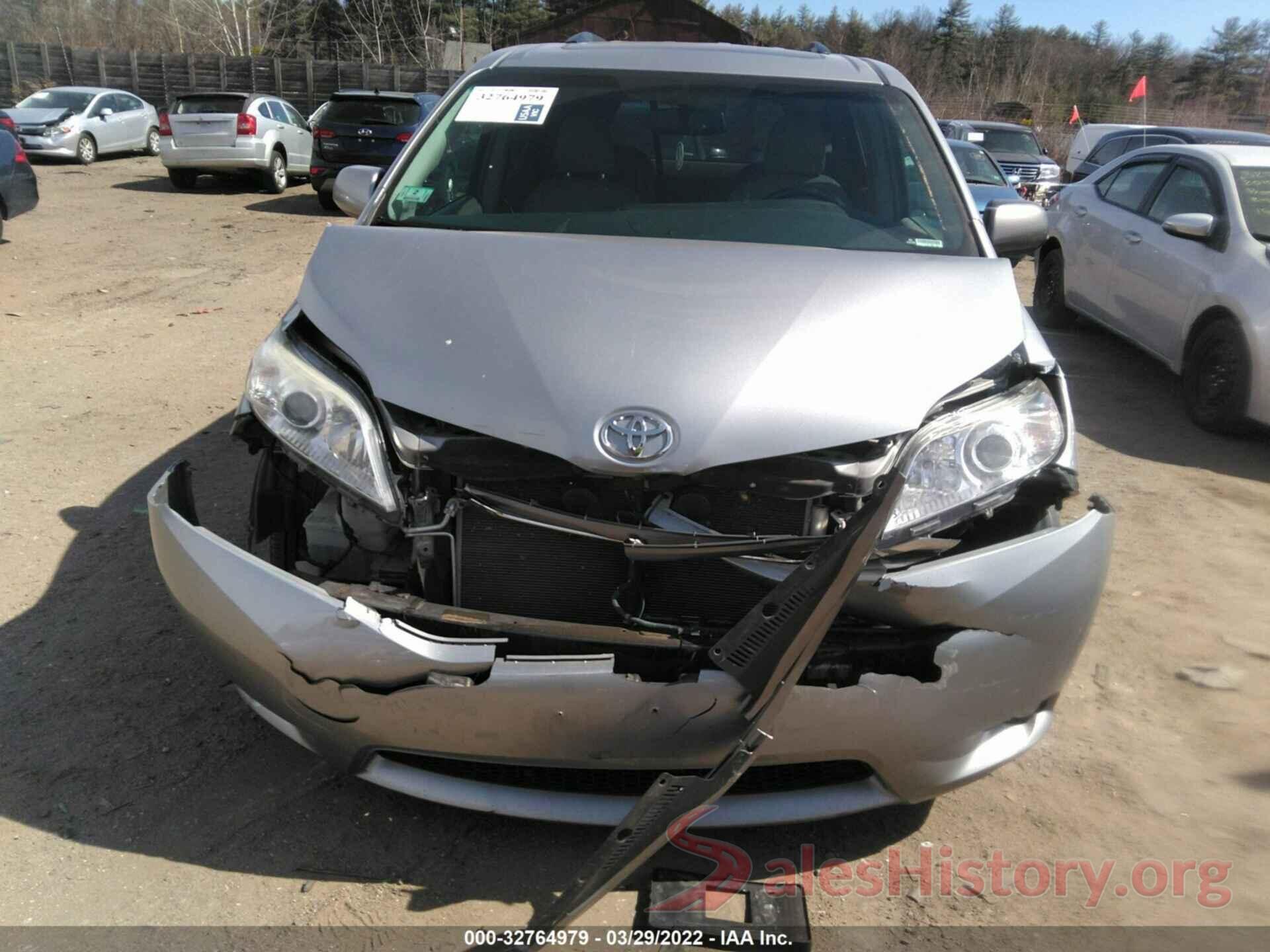 5TDDZ3DCXHS163535 2017 TOYOTA SIENNA