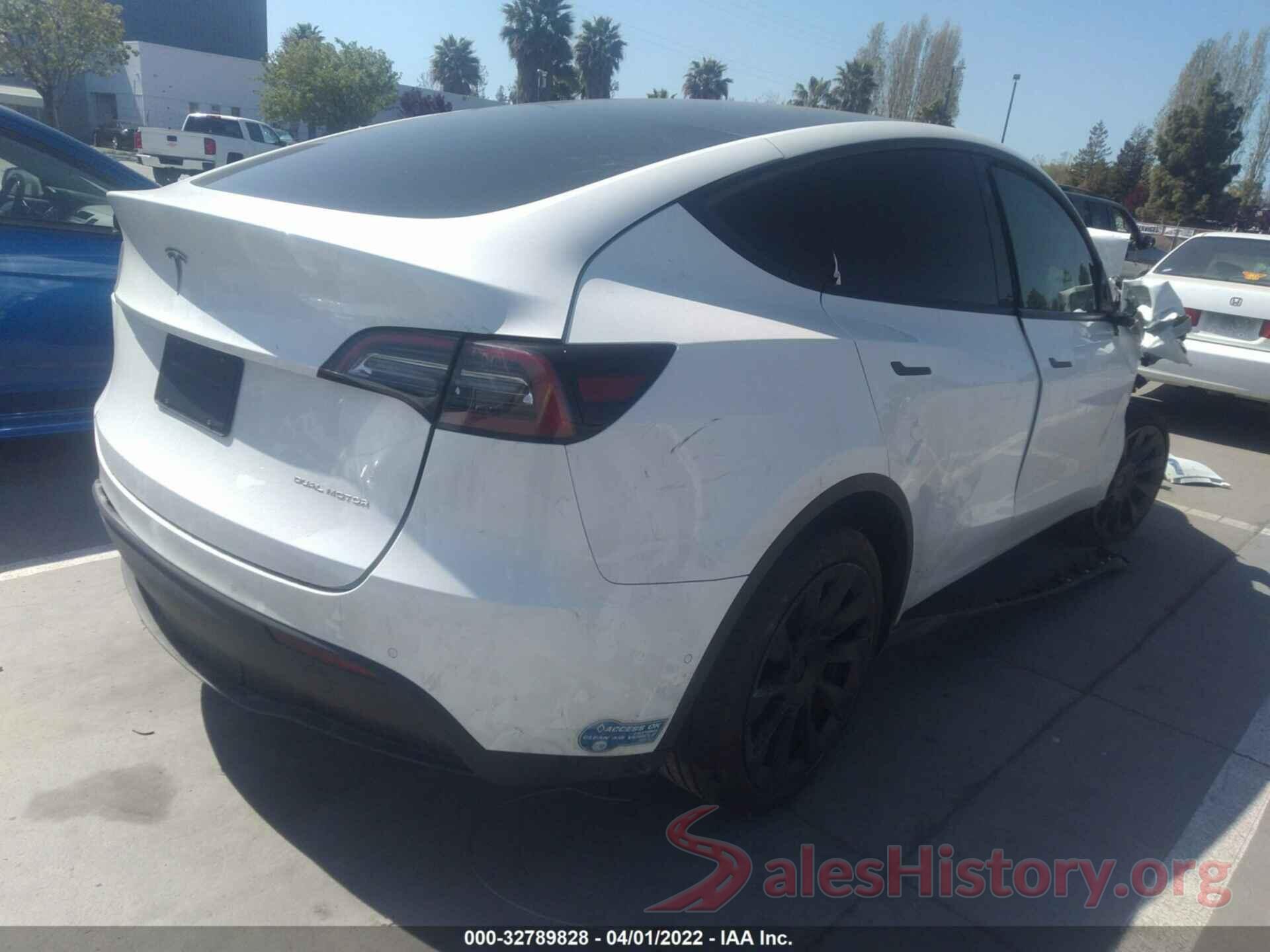 5YJYGDEE5MF255924 2021 TESLA MODEL Y