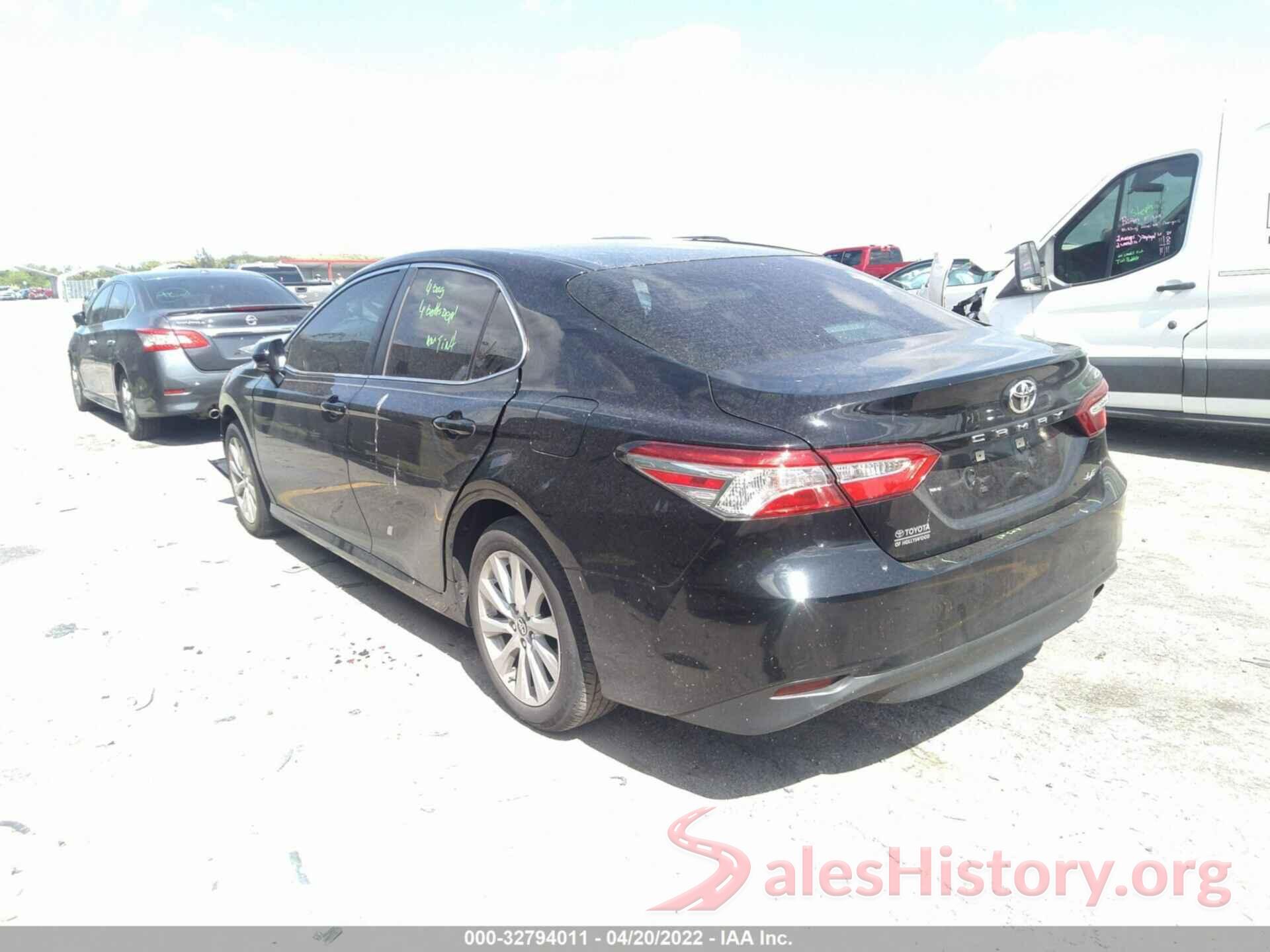 4T1B11HK3JU143418 2018 TOYOTA CAMRY