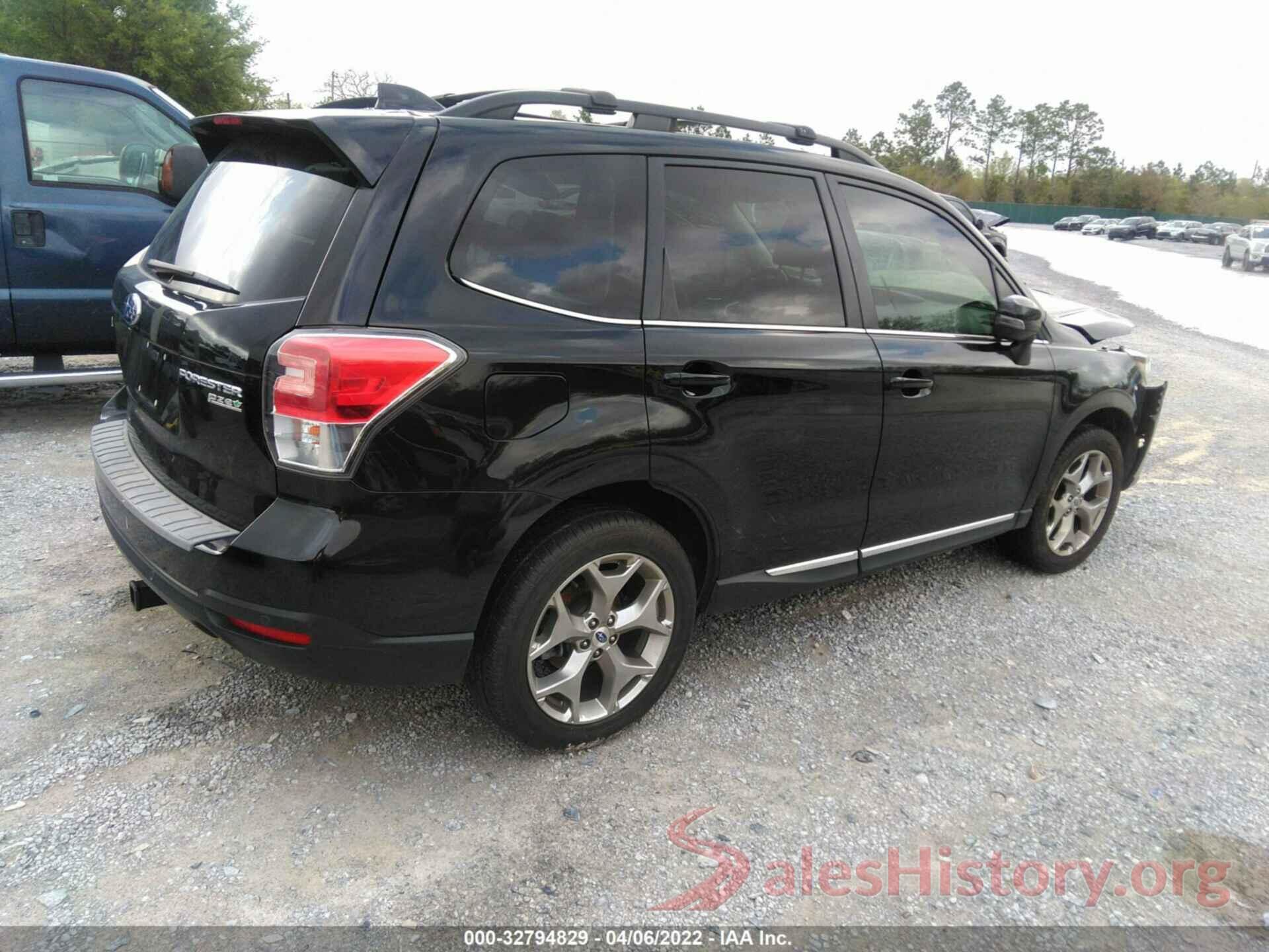 JF2SJAWC8HH549988 2017 SUBARU FORESTER