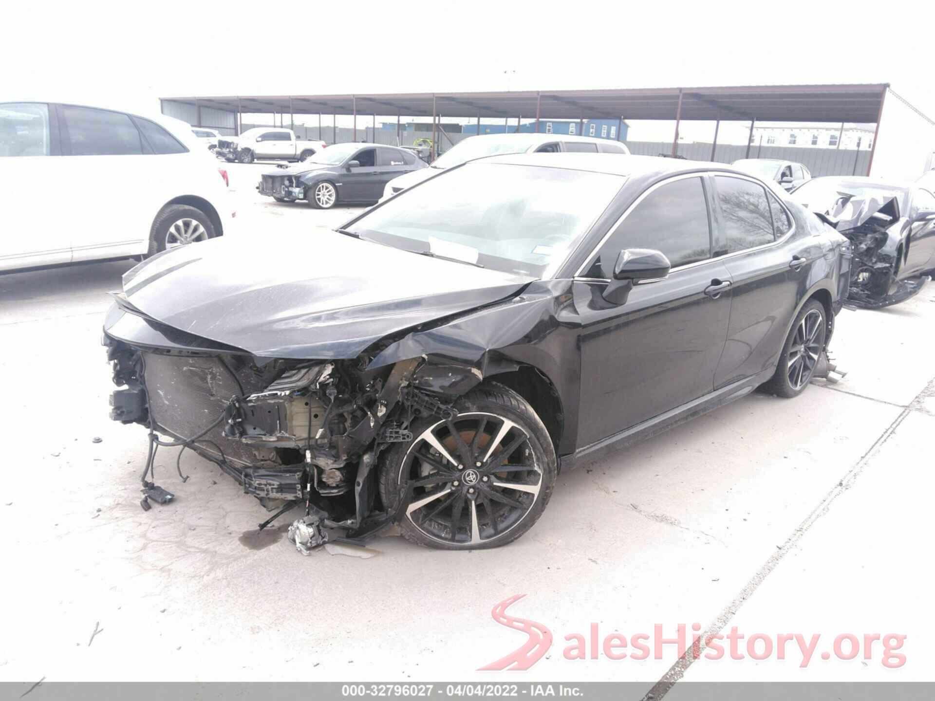 4T1B61HK4JU132543 2018 TOYOTA CAMRY