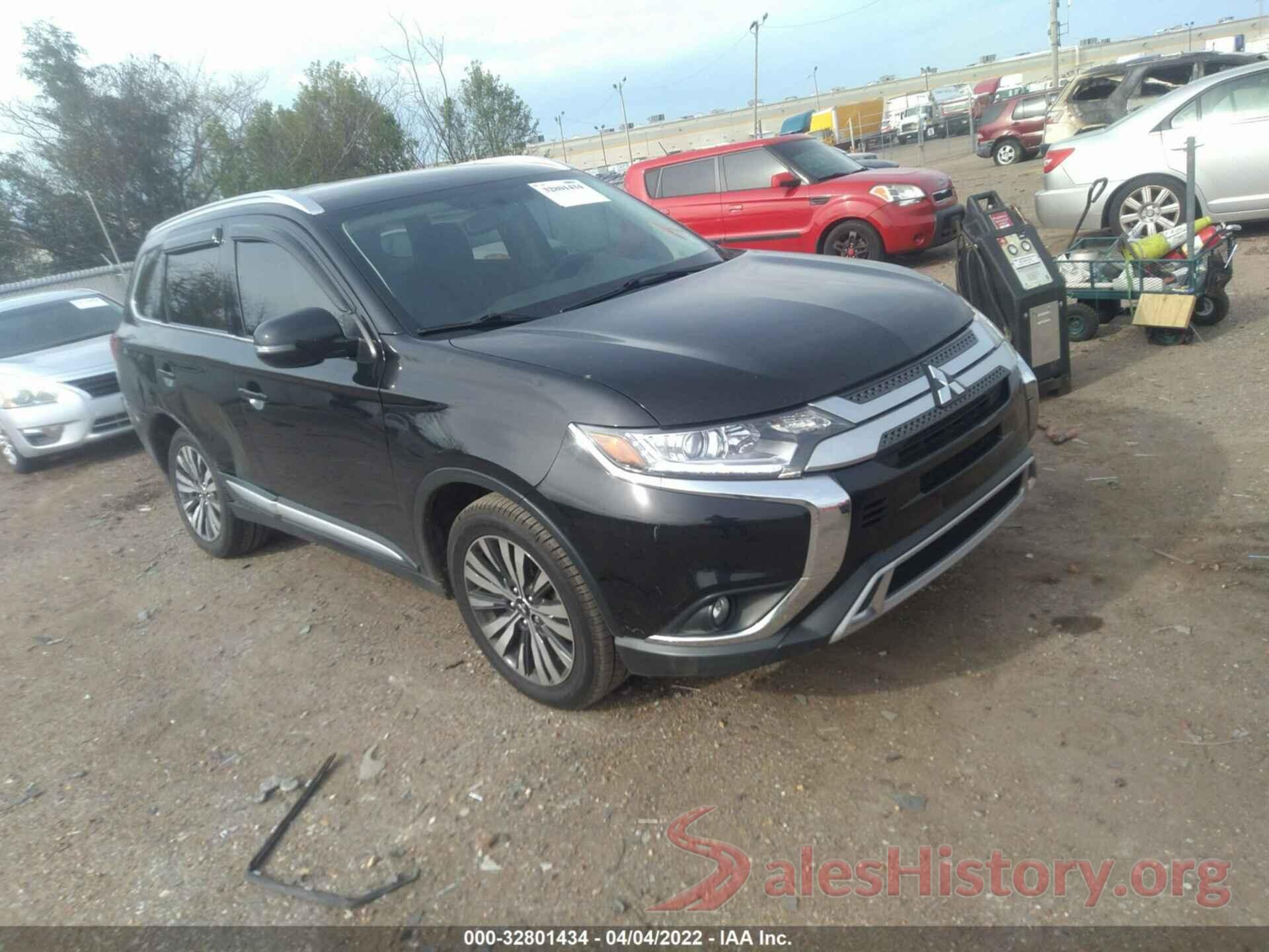 JA4AD3A32KZ004899 2019 MITSUBISHI OUTLANDER