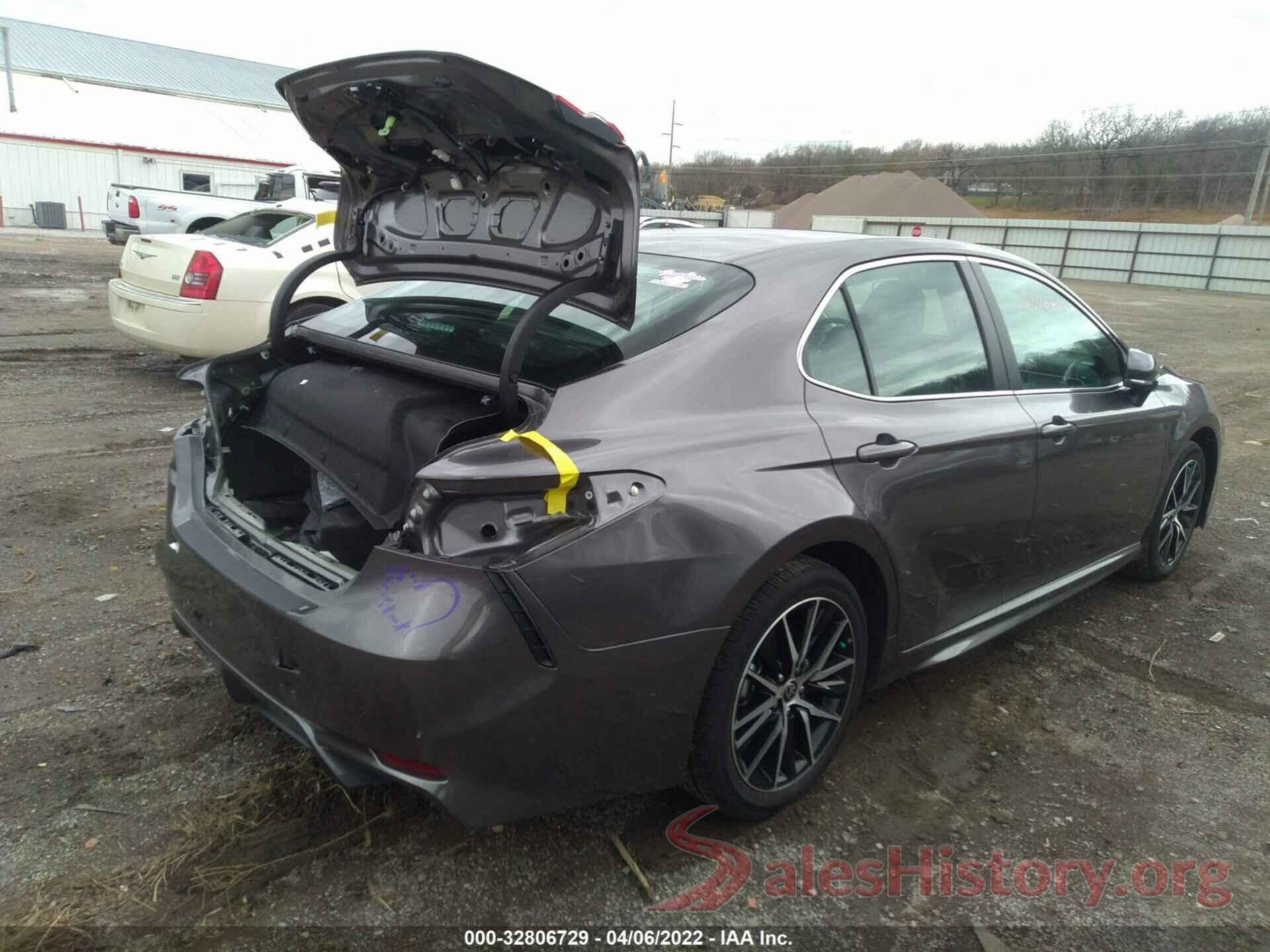 4T1G11BK8MU046167 2021 TOYOTA CAMRY