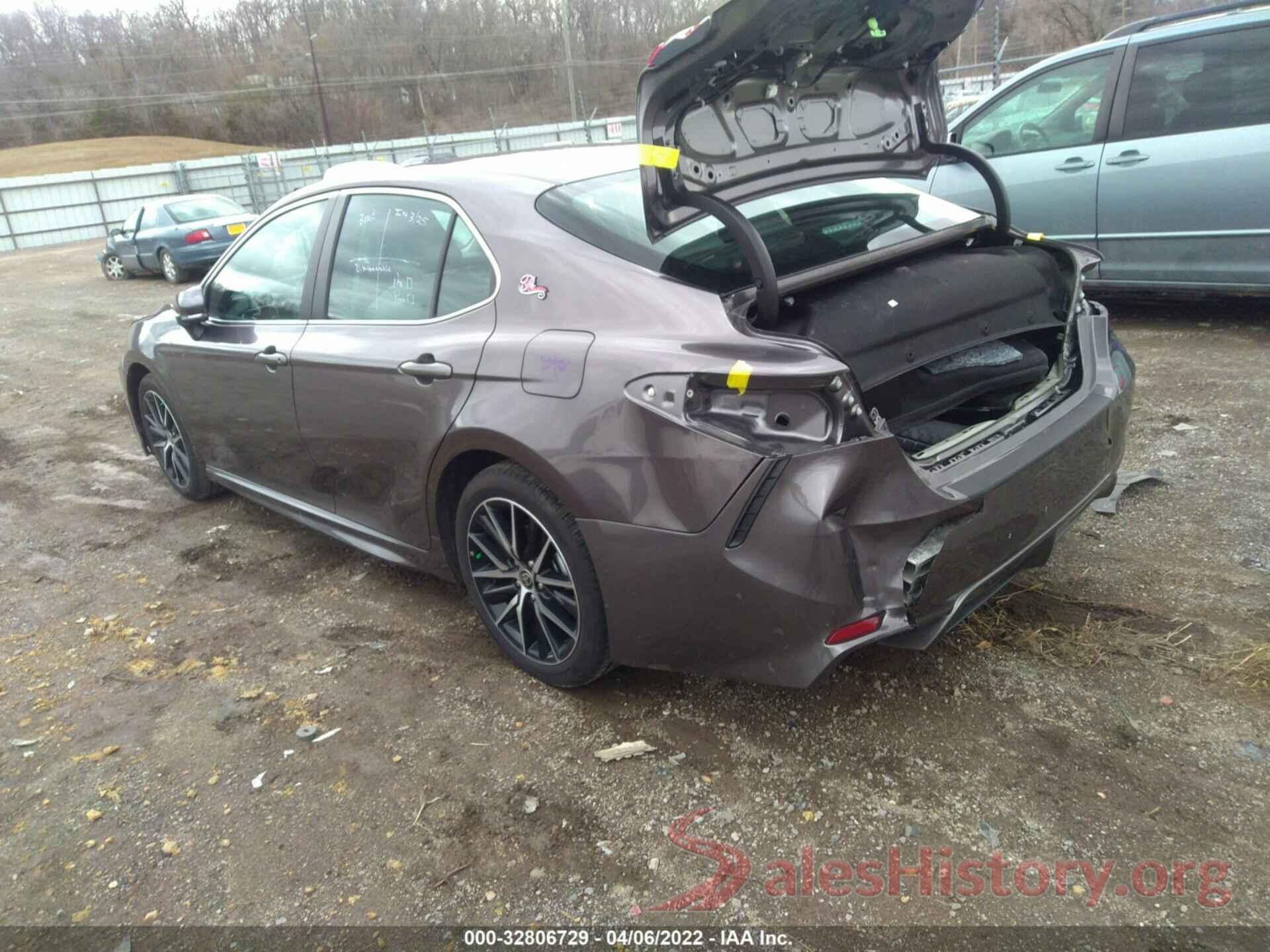 4T1G11BK8MU046167 2021 TOYOTA CAMRY