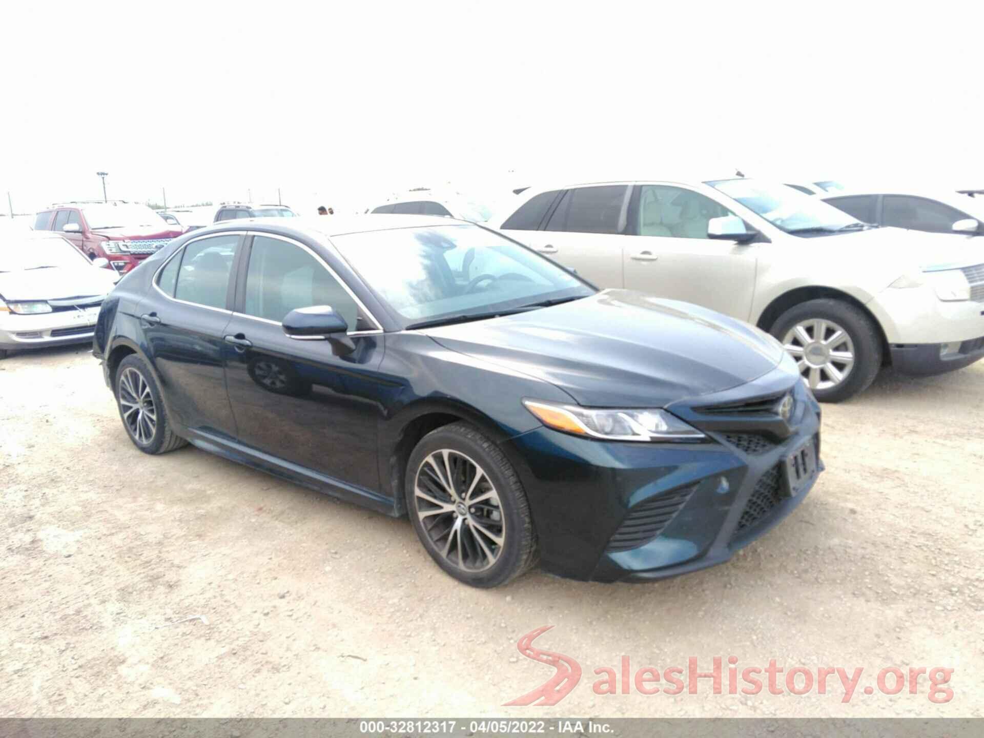 4T1B11HK5KU710424 2019 TOYOTA CAMRY