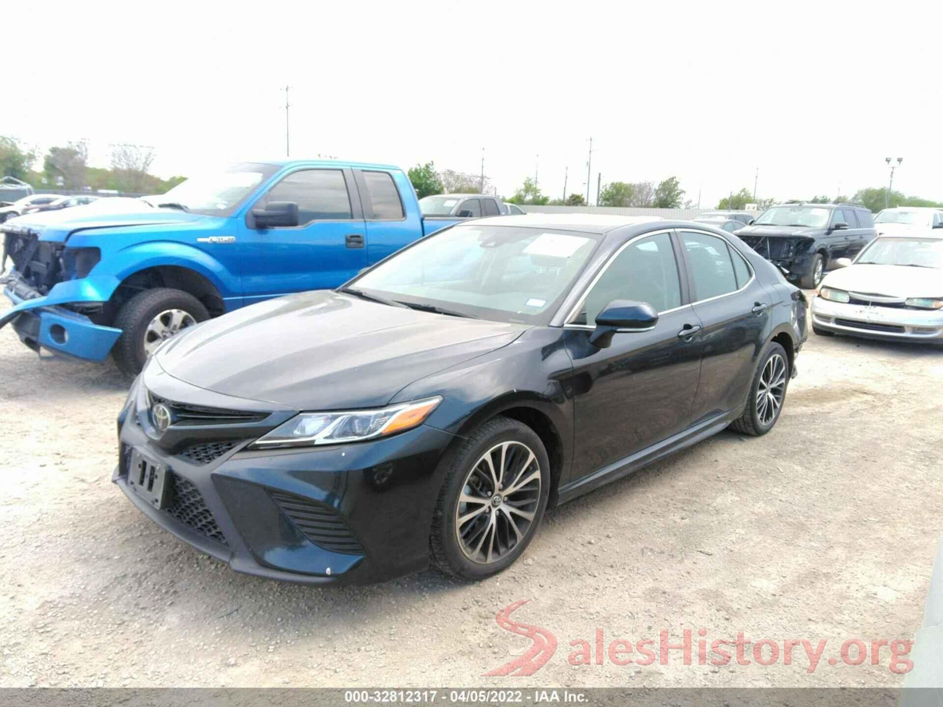 4T1B11HK5KU710424 2019 TOYOTA CAMRY