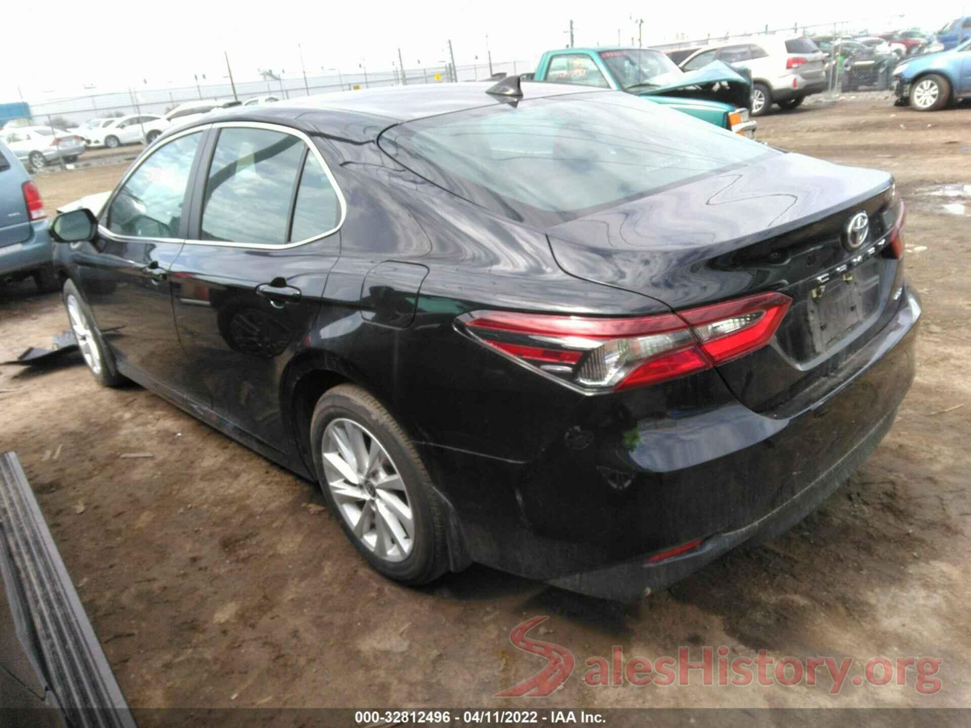 4T1C11AK8MU603675 2021 TOYOTA CAMRY