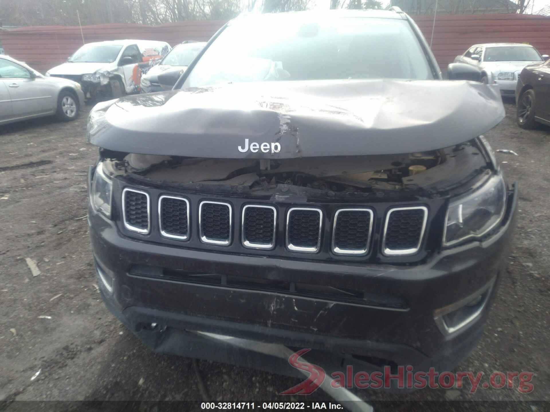 3C4NJDCB3KT827844 2019 JEEP COMPASS