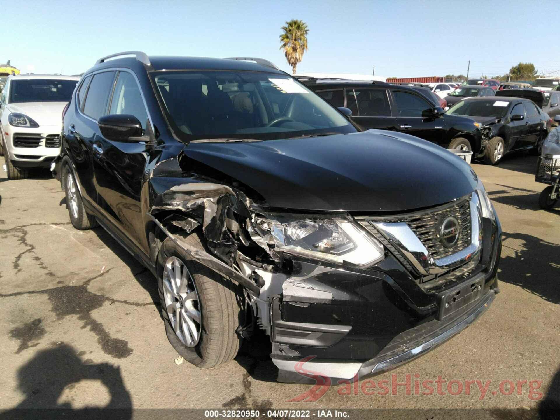 KNMAT2MT4JP598940 2018 NISSAN ROGUE