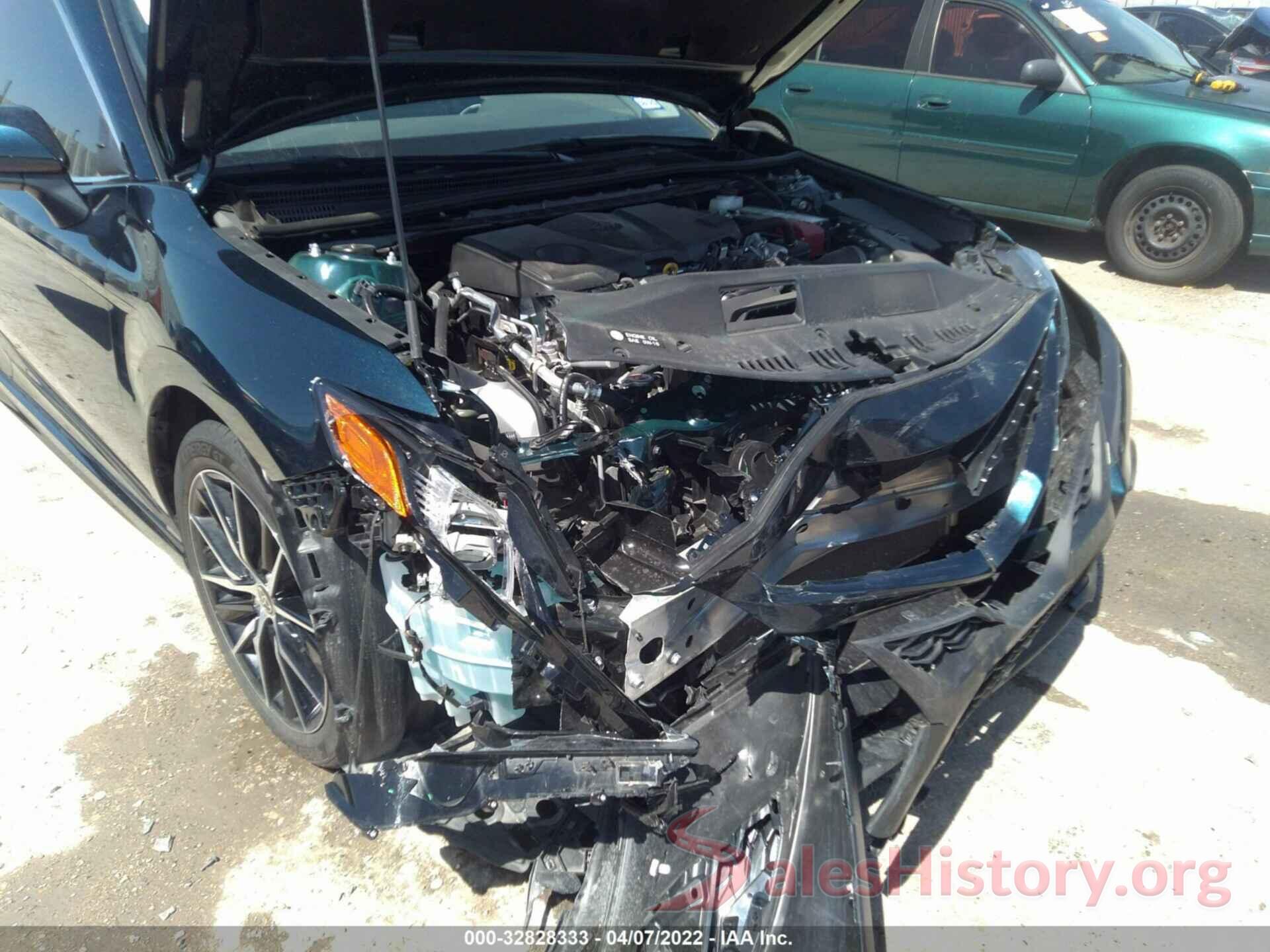 4T1G11AKXMU615358 2021 TOYOTA CAMRY