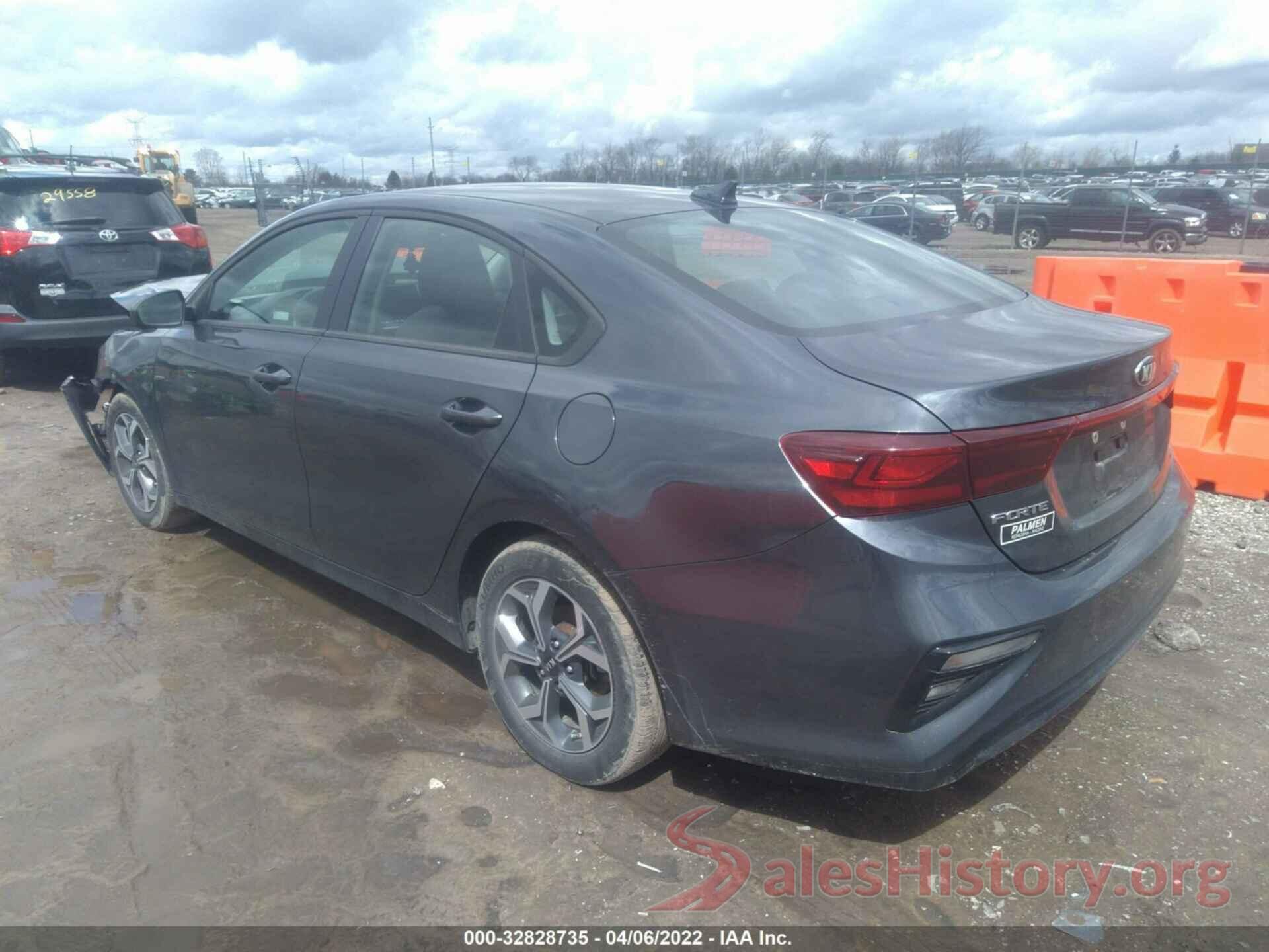 3KPF24AD7KE077200 2019 KIA FORTE