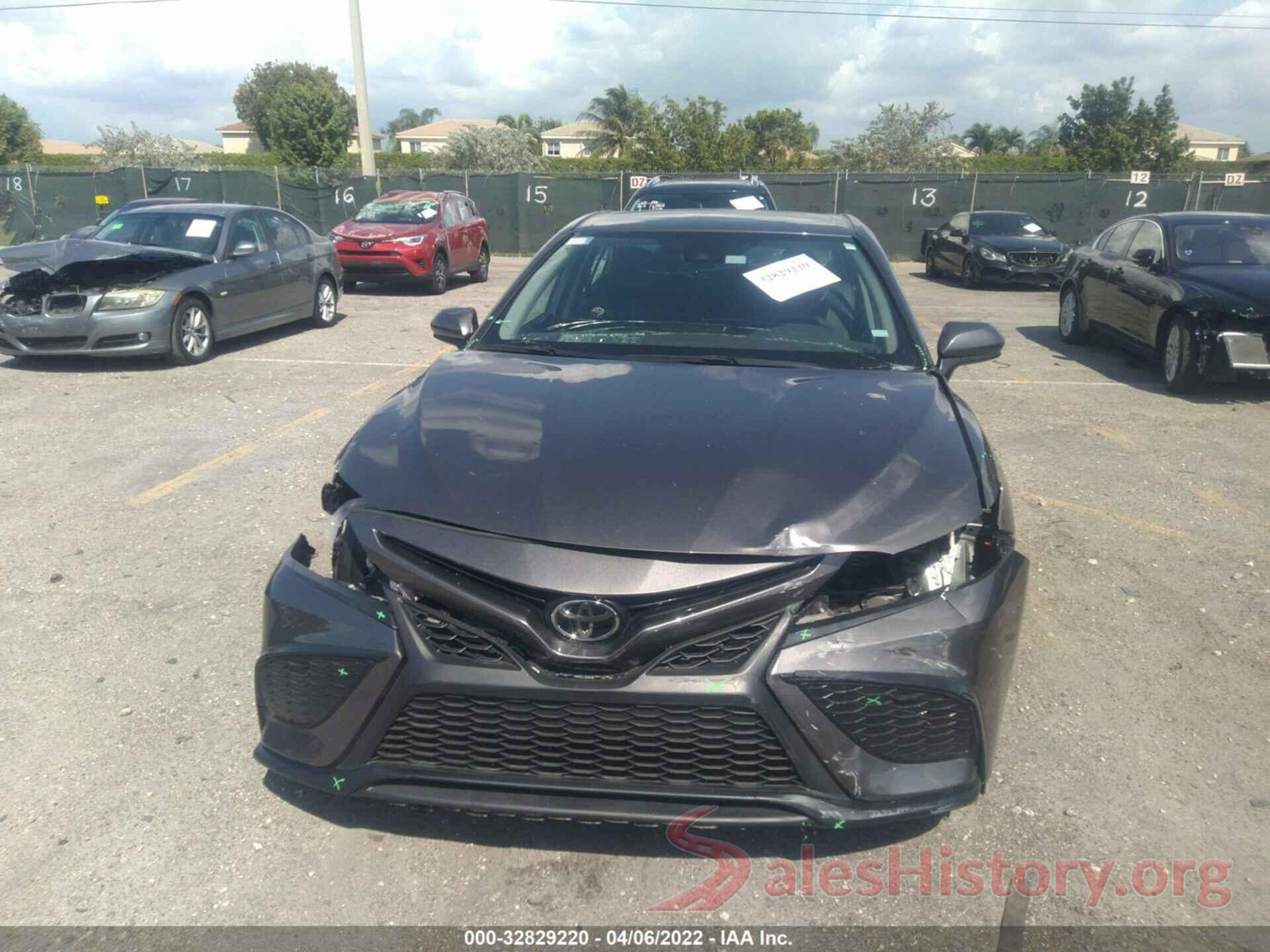 4T1G11AK1MU405862 2021 TOYOTA CAMRY