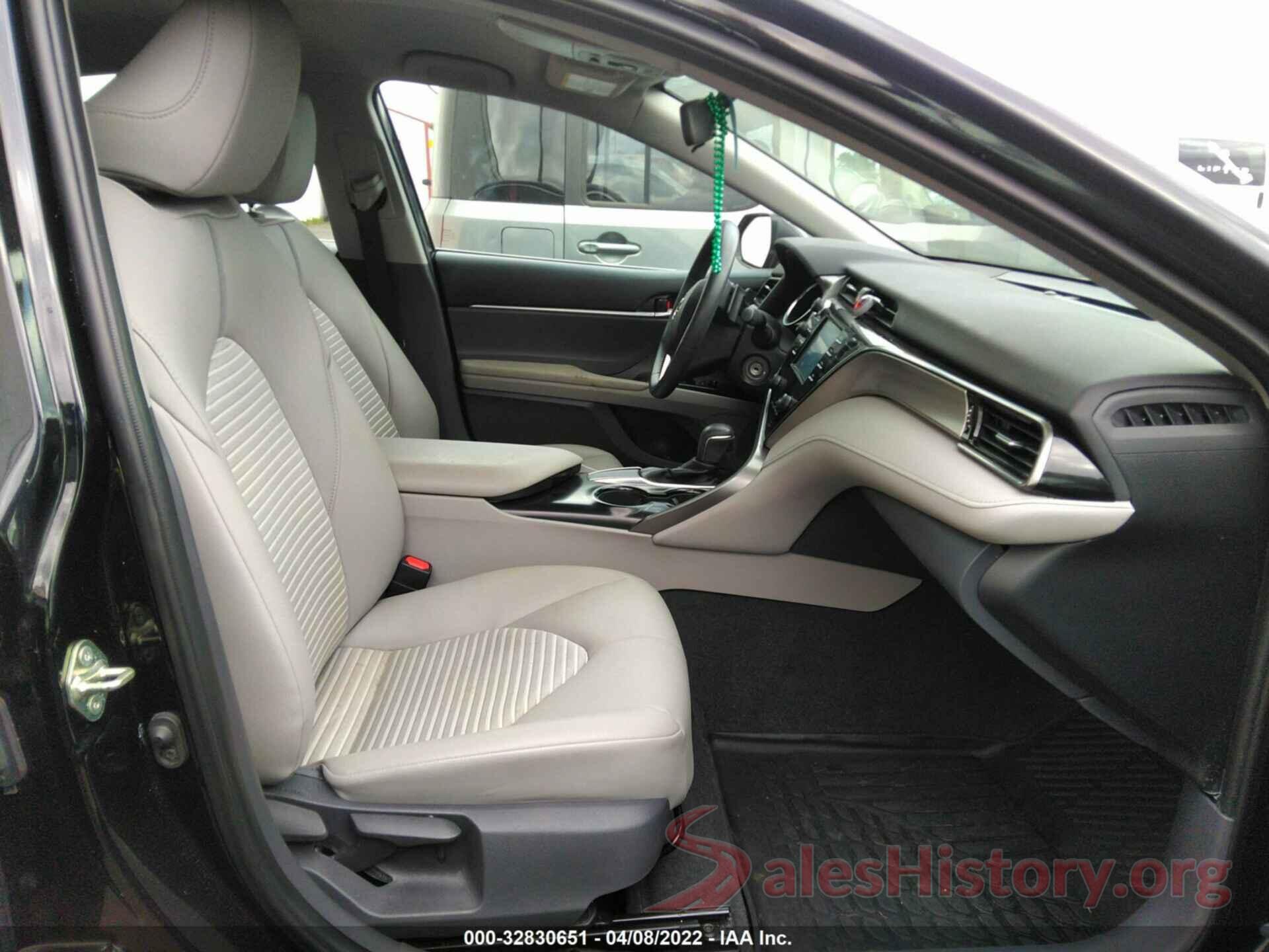 4T1B11HK7KU280900 2019 TOYOTA CAMRY