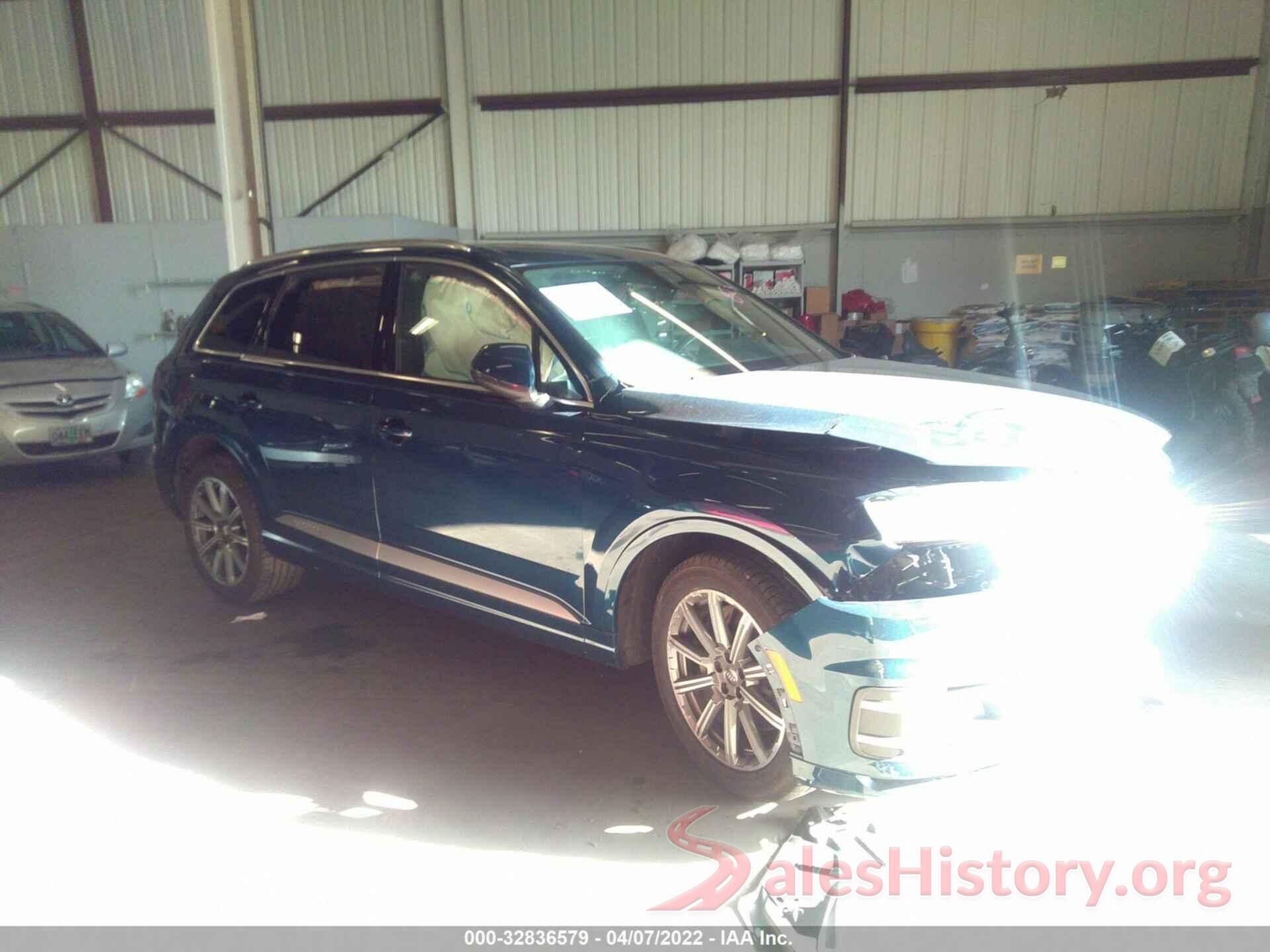 WA1LHAF7XJD031728 2018 AUDI Q7