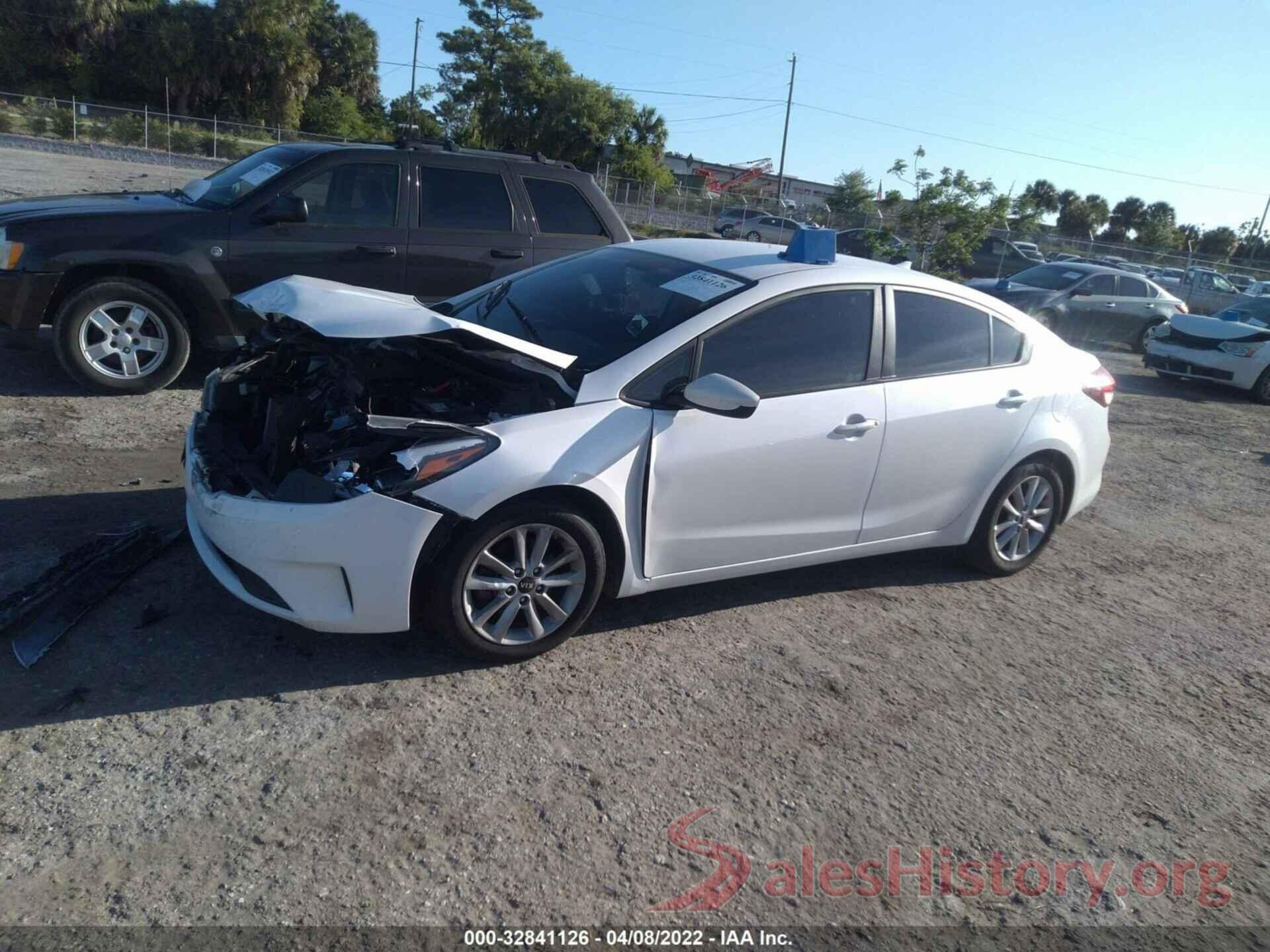 3KPFL4A74HE071371 2017 KIA FORTE