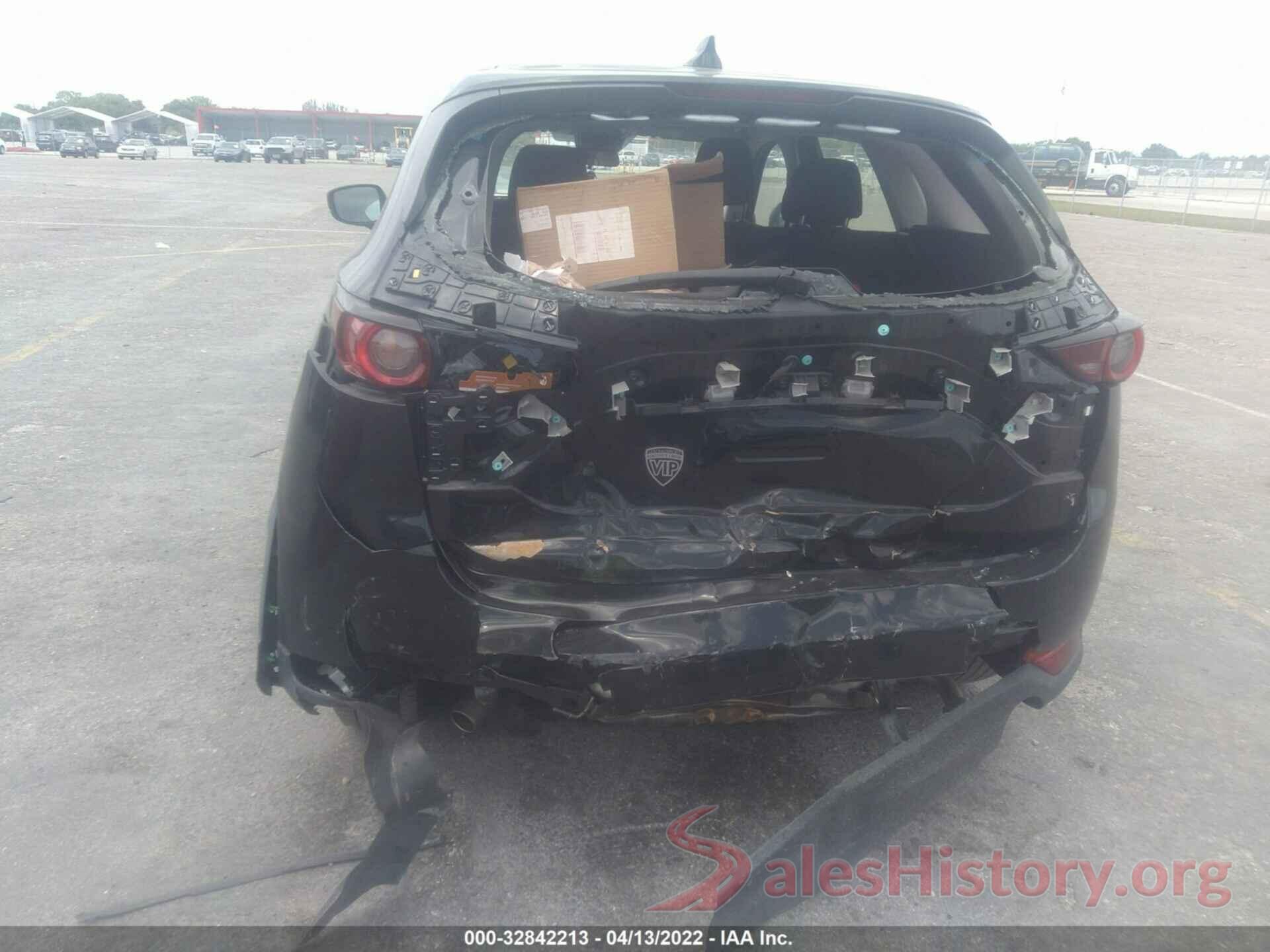 JM3KFABM9J1449015 2018 MAZDA CX-5