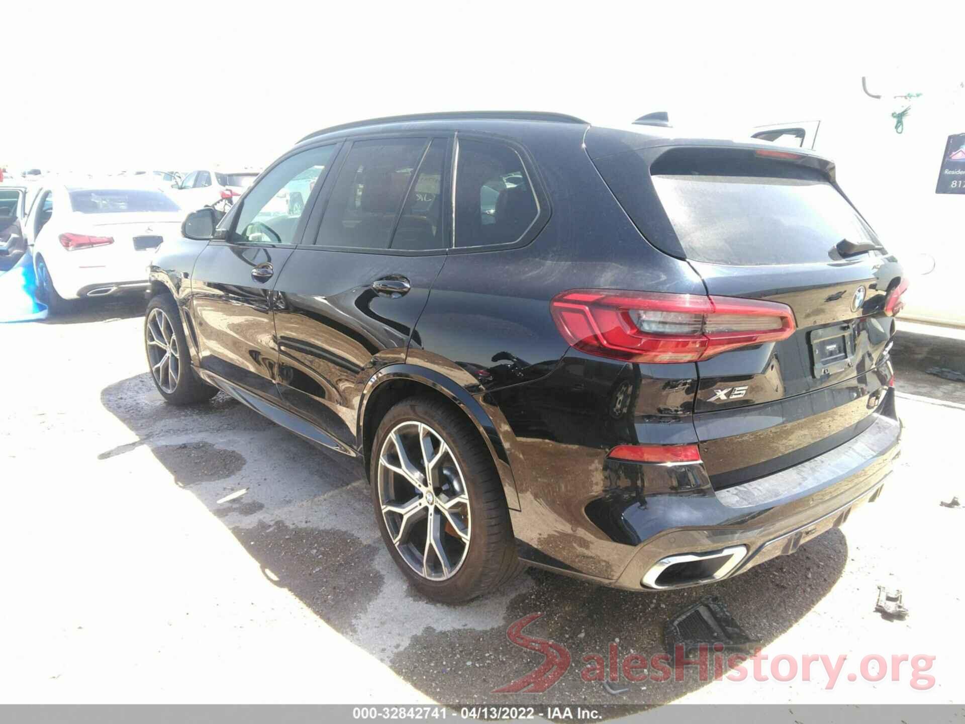 5UXCR6C56KLL36670 2019 BMW X5