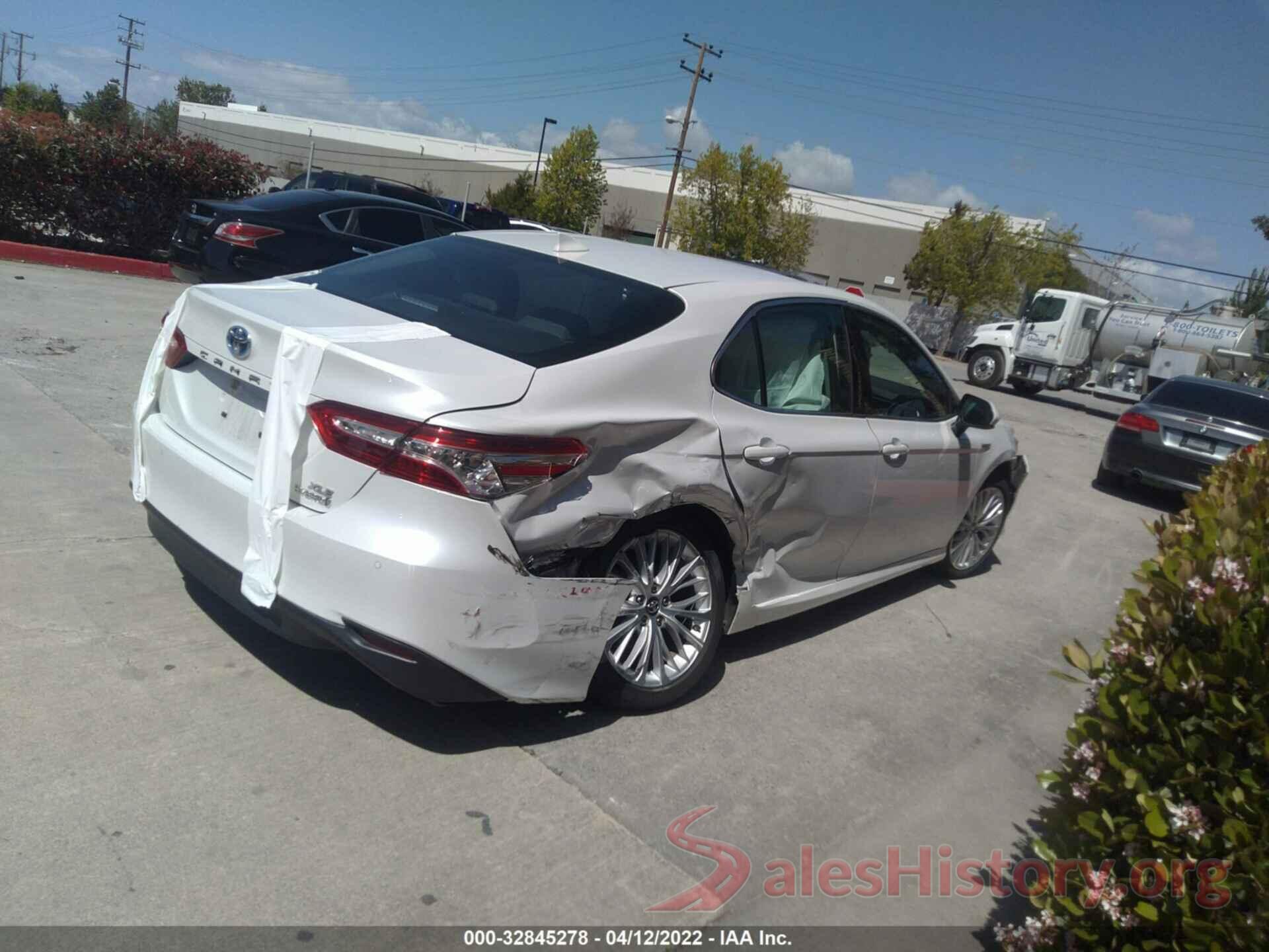 4T1B21HKXJU002603 2018 TOYOTA CAMRY