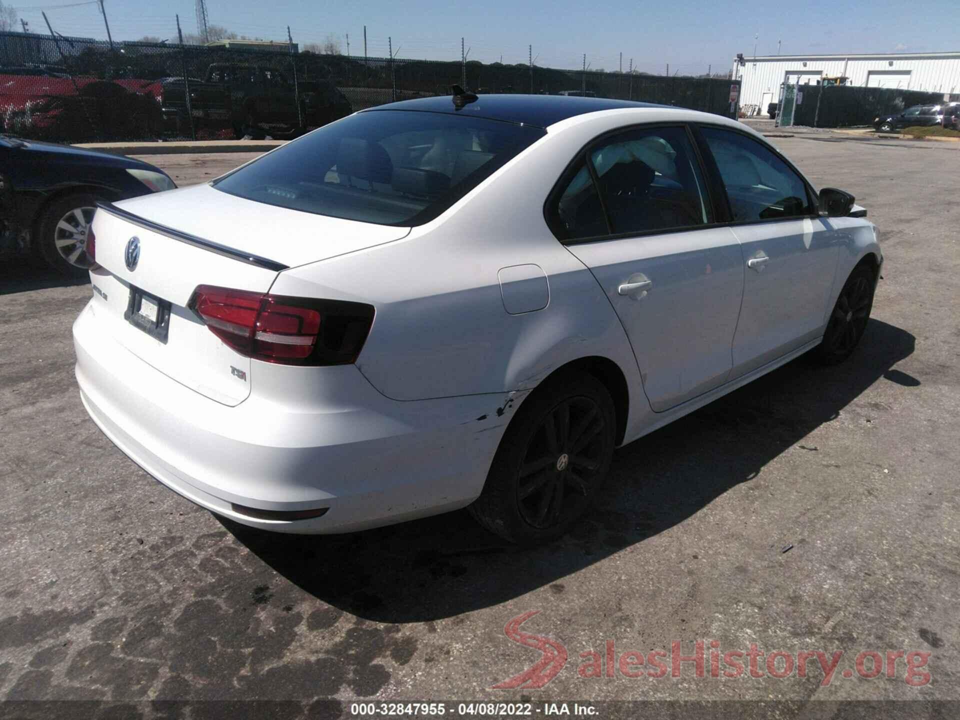 3VWD17AJ8JM212574 2018 VOLKSWAGEN JETTA