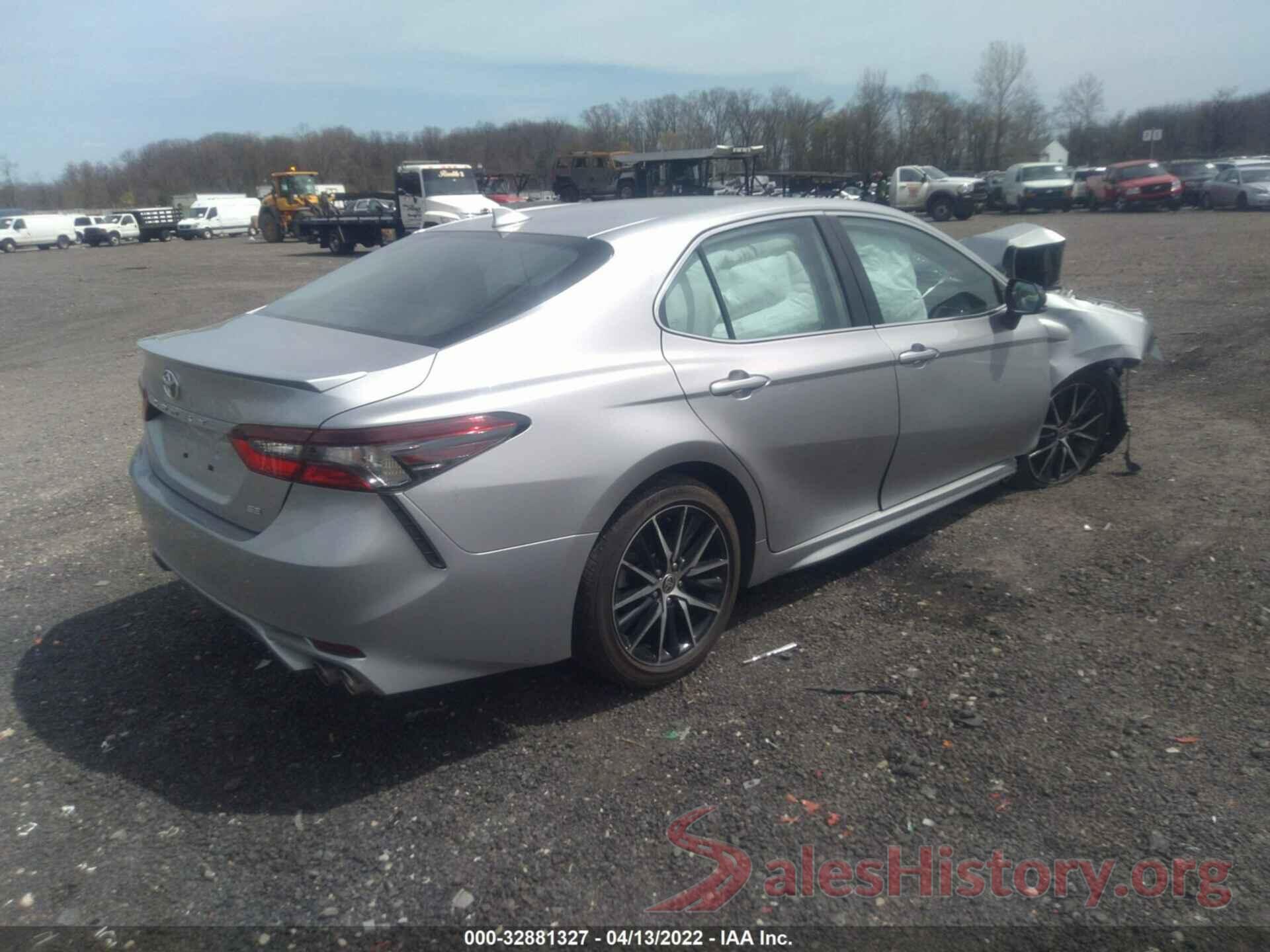 4T1G11AK1MU450901 2021 TOYOTA CAMRY