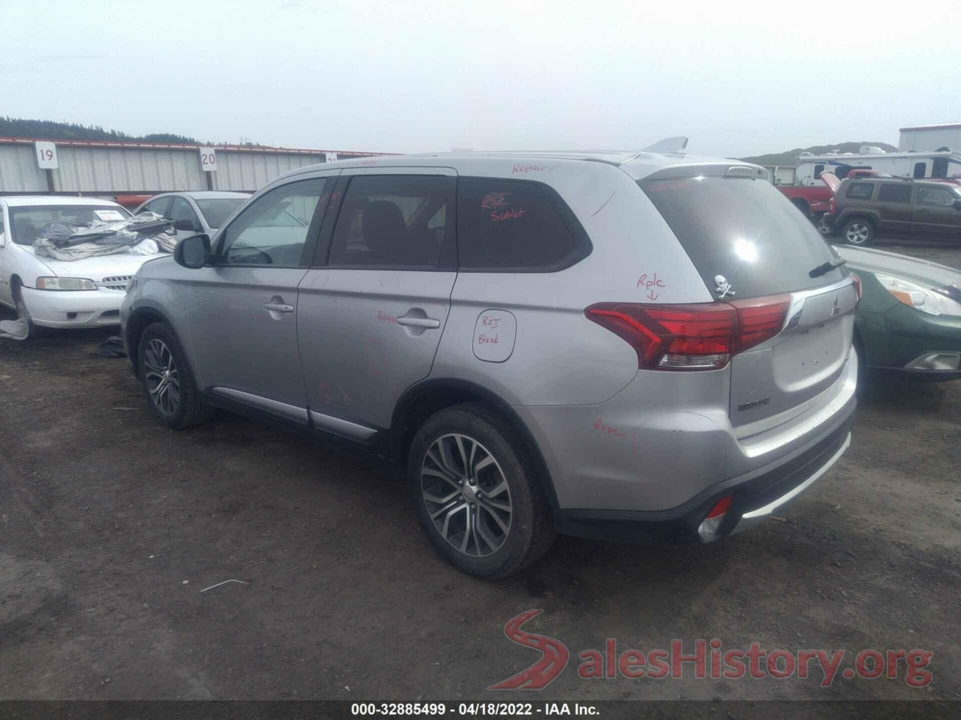 JA4AZ3A32JJ002858 2018 MITSUBISHI OUTLANDER