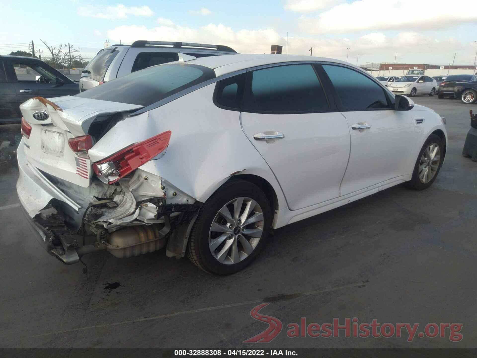 5XXGT4L31JG253055 2018 KIA OPTIMA