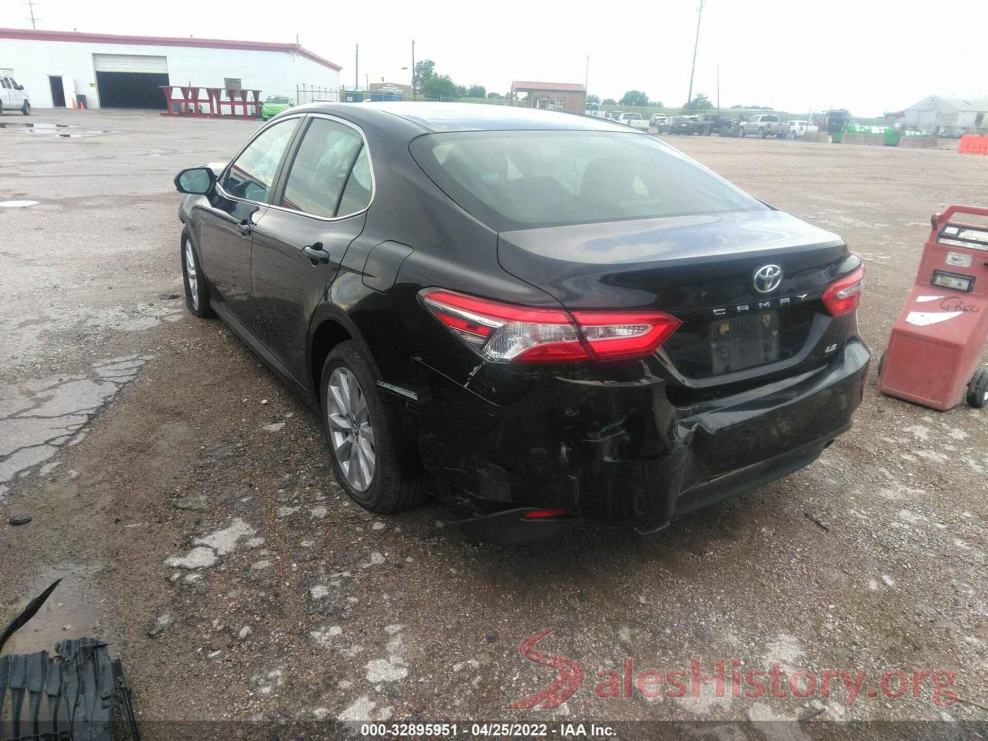 4T1B11HK9JU071737 2018 TOYOTA CAMRY