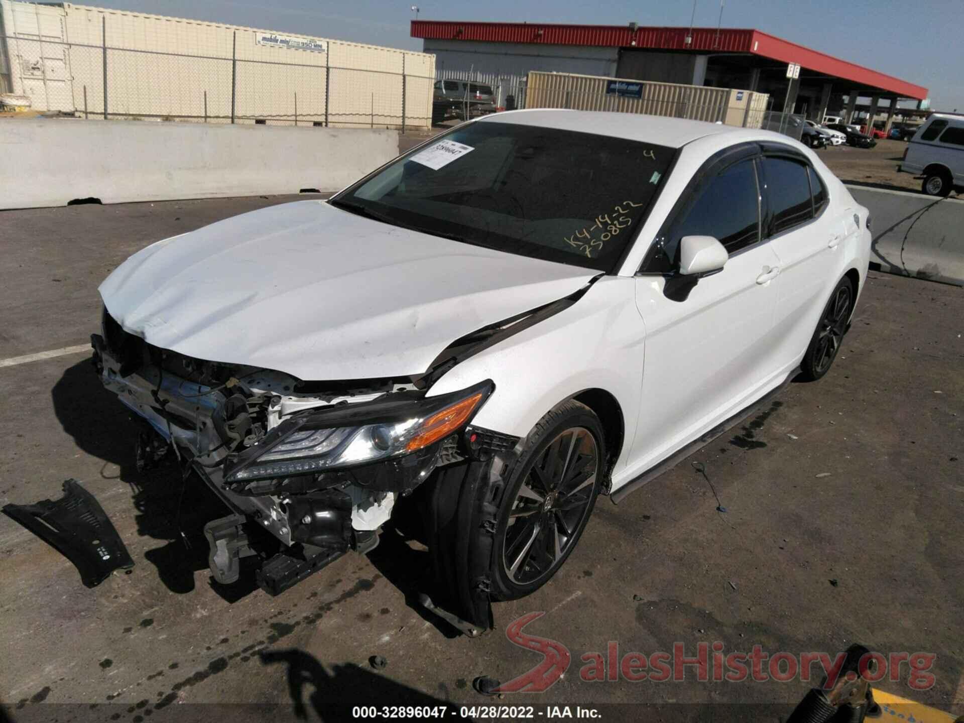 4T1B61HK1KU750825 2019 TOYOTA CAMRY