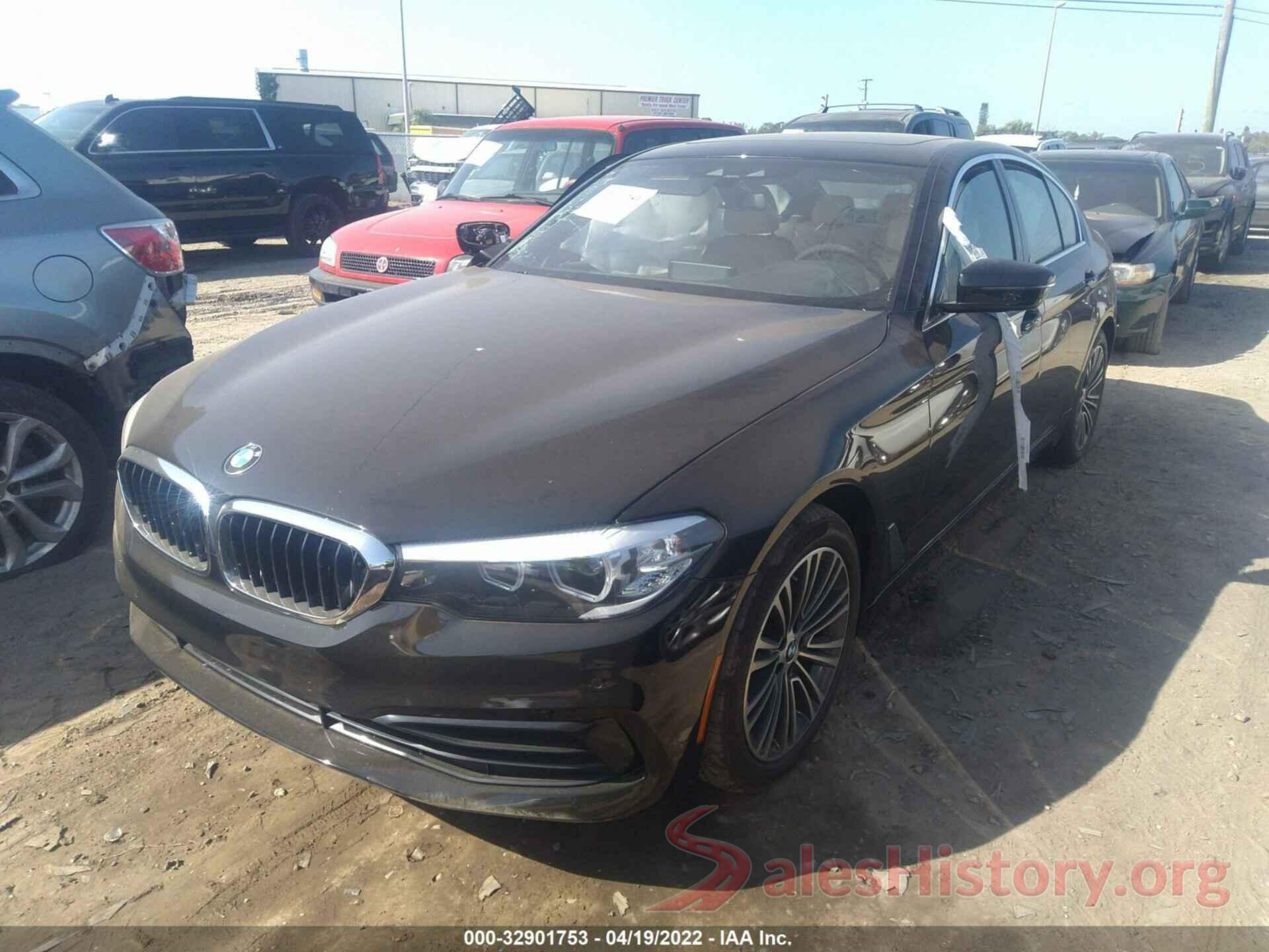 WBAJE7C59KWW15651 2019 BMW 5 SERIES