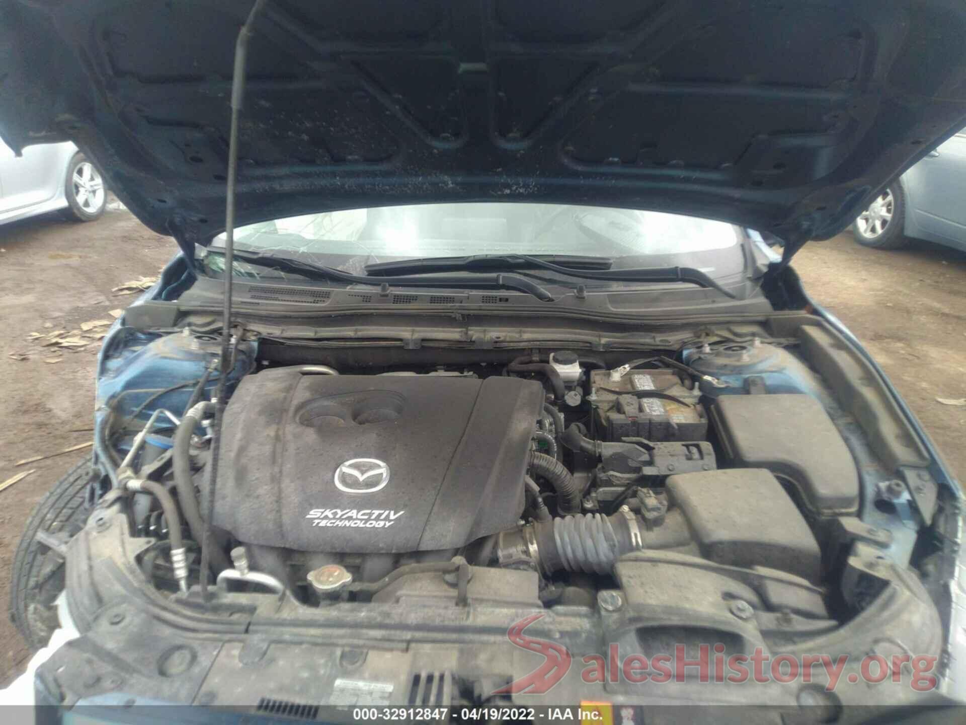 3MZBN1V36JM274236 2018 MAZDA MAZDA3 4-DOOR