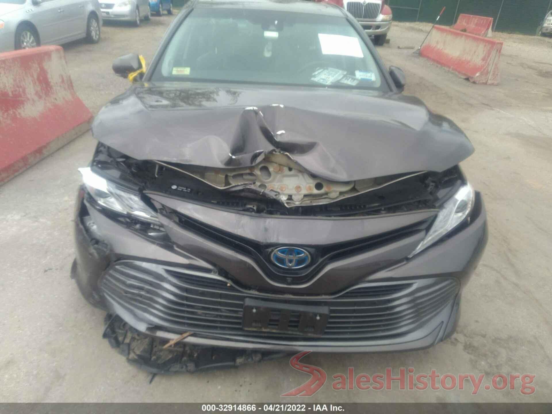 4T1B21HK1JU502973 2018 TOYOTA CAMRY