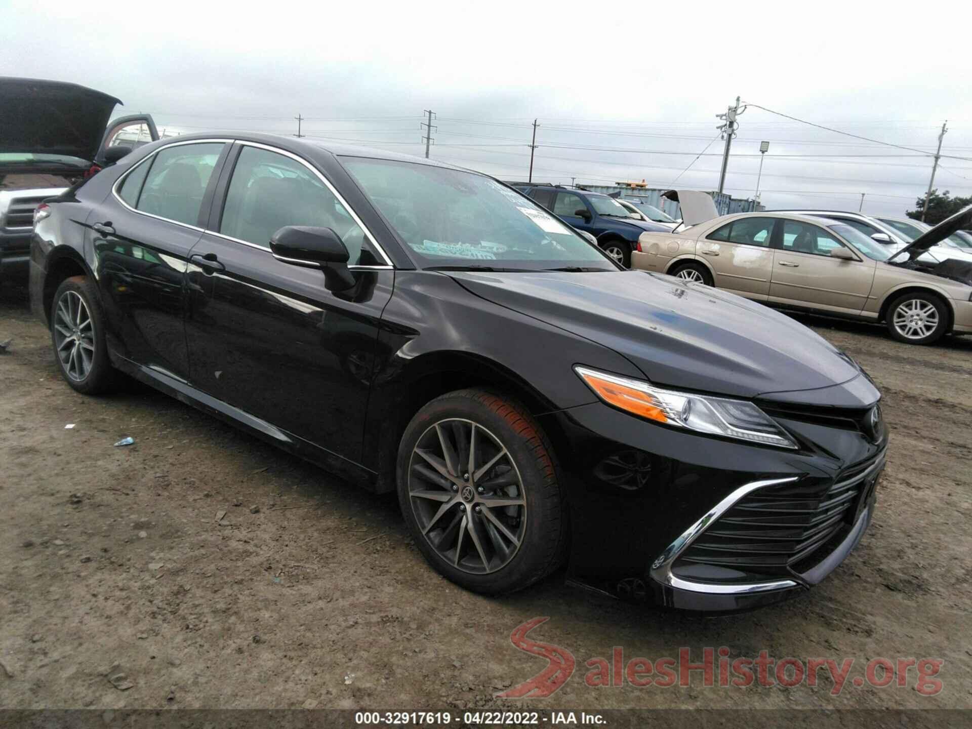 4T1F11BK2MU028744 2021 TOYOTA CAMRY