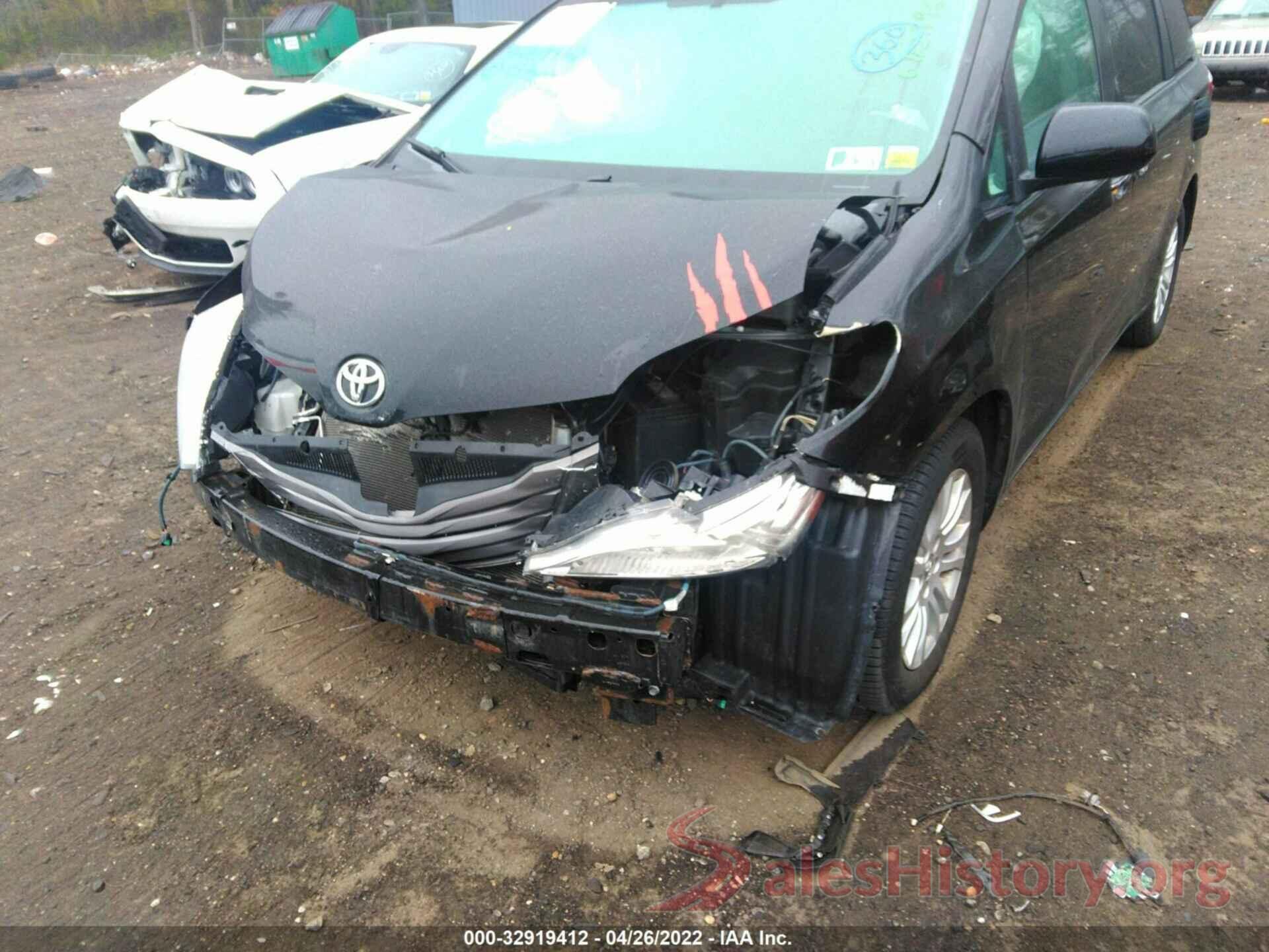 5TDYK3DC8FS642796 2015 TOYOTA SIENNA