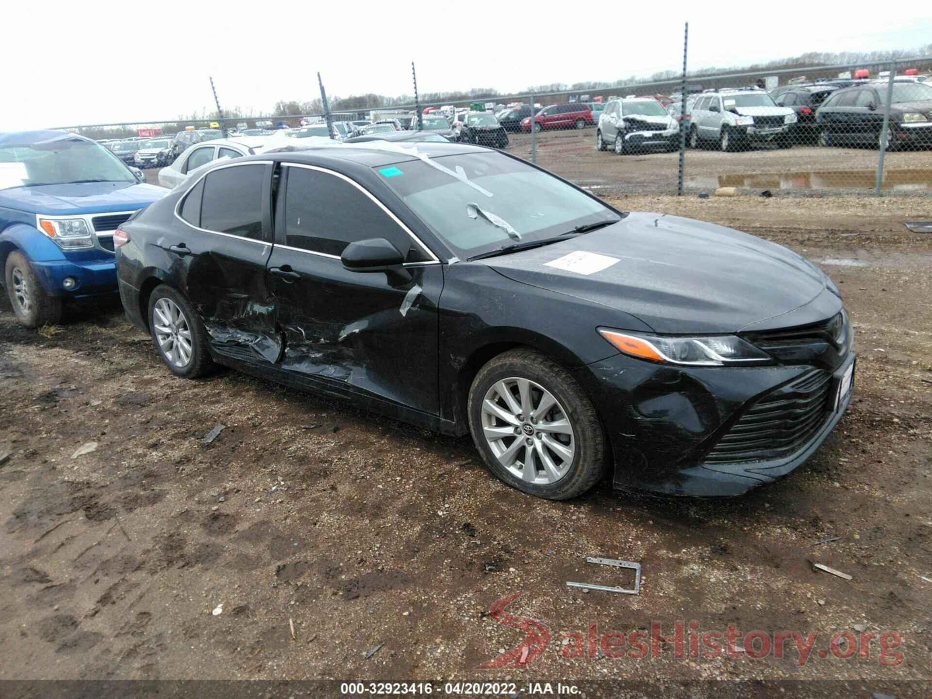 JTNB11HK8J3021157 2018 TOYOTA CAMRY