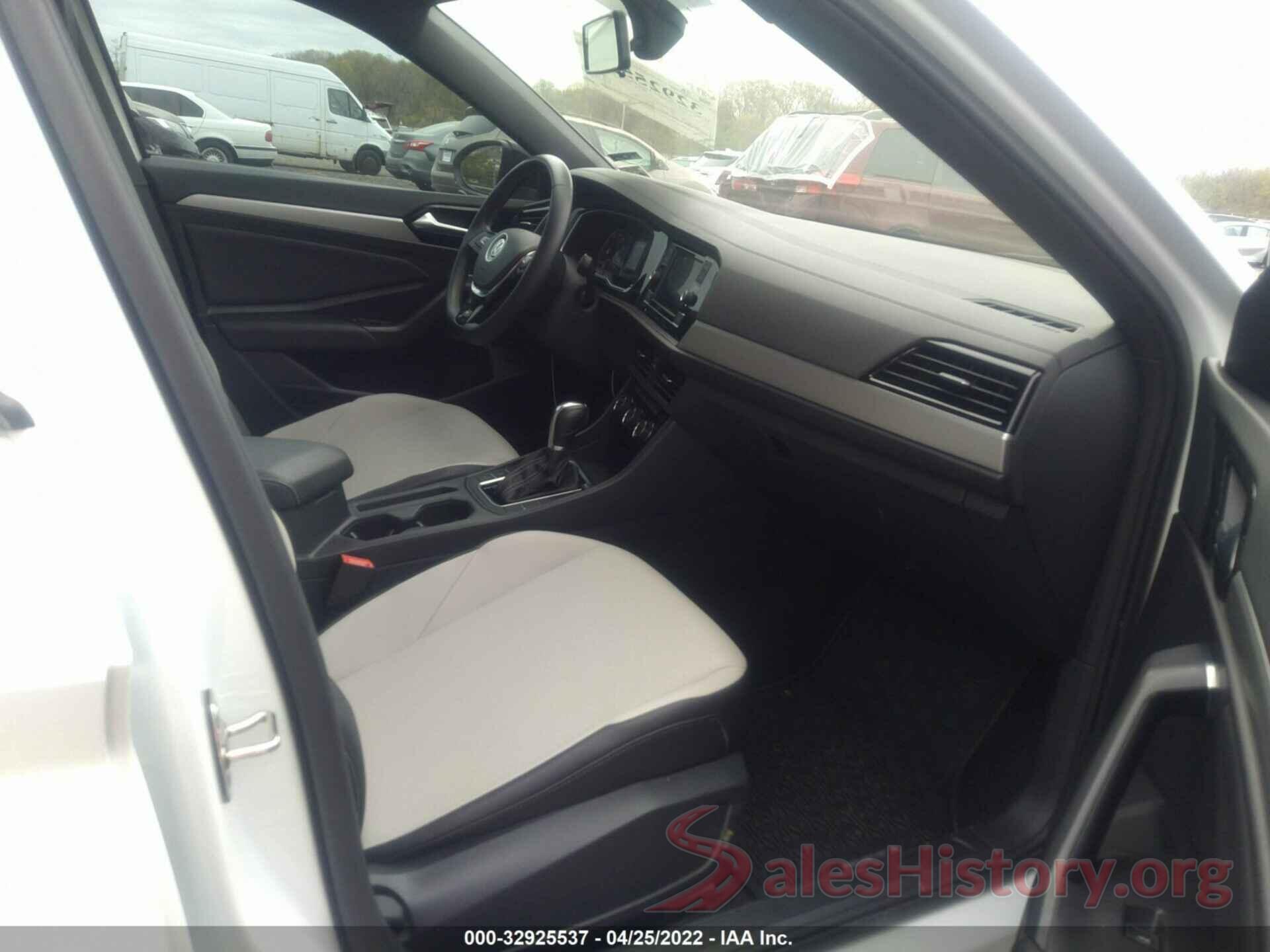 3VWC57BU1KM212815 2019 VOLKSWAGEN JETTA