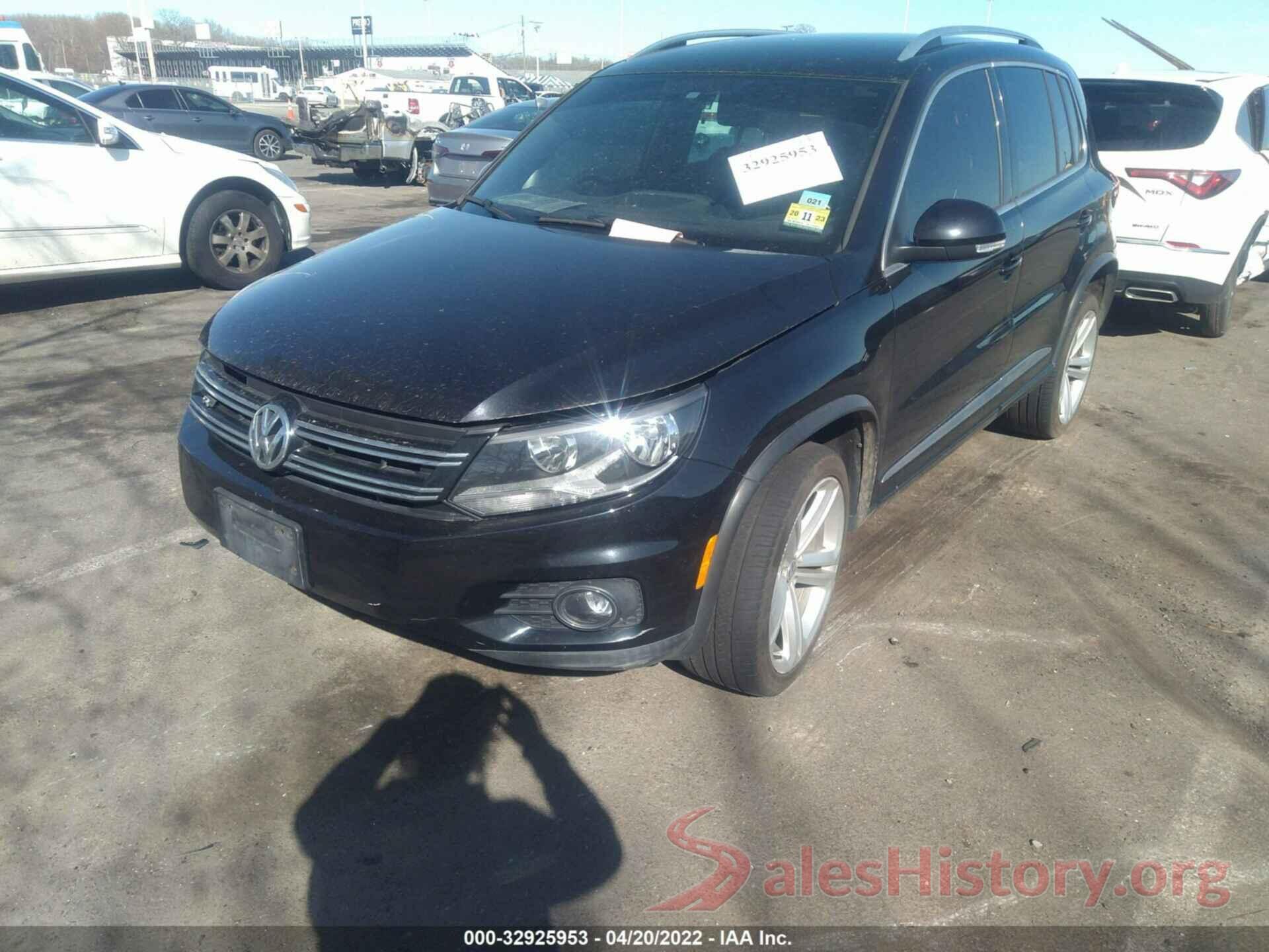 WVGBV7AXXGW610988 2016 VOLKSWAGEN TIGUAN