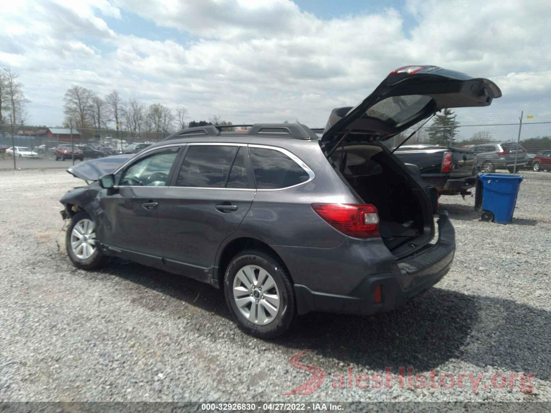 4S4BSADC3J3267688 2018 SUBARU OUTBACK