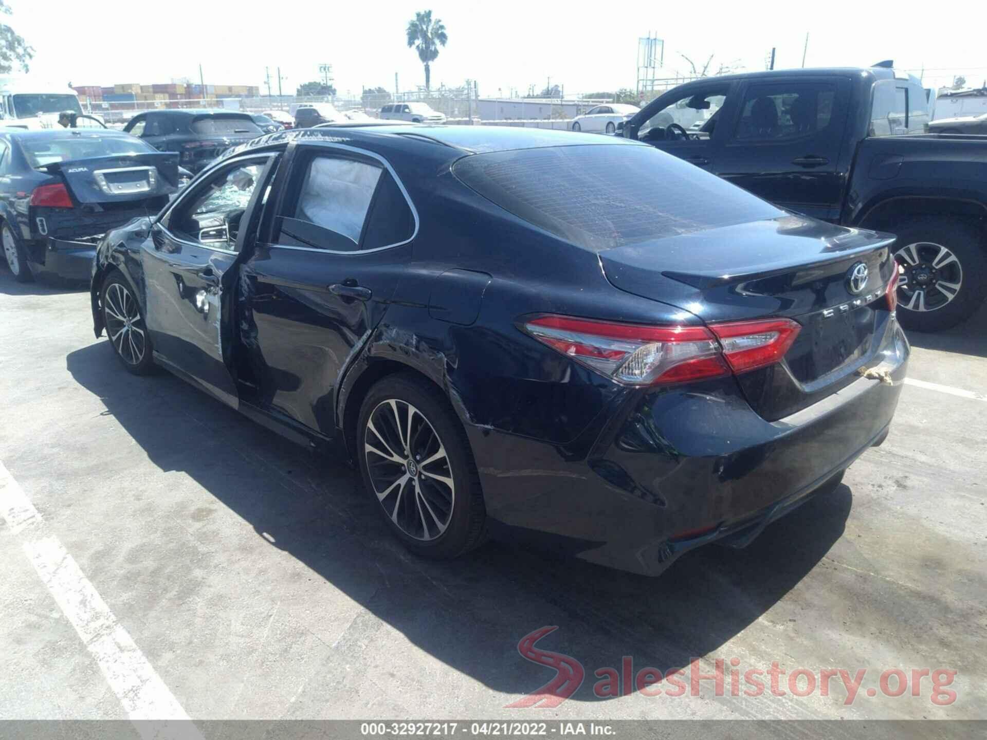 4T1B11HK6JU526656 2018 TOYOTA CAMRY