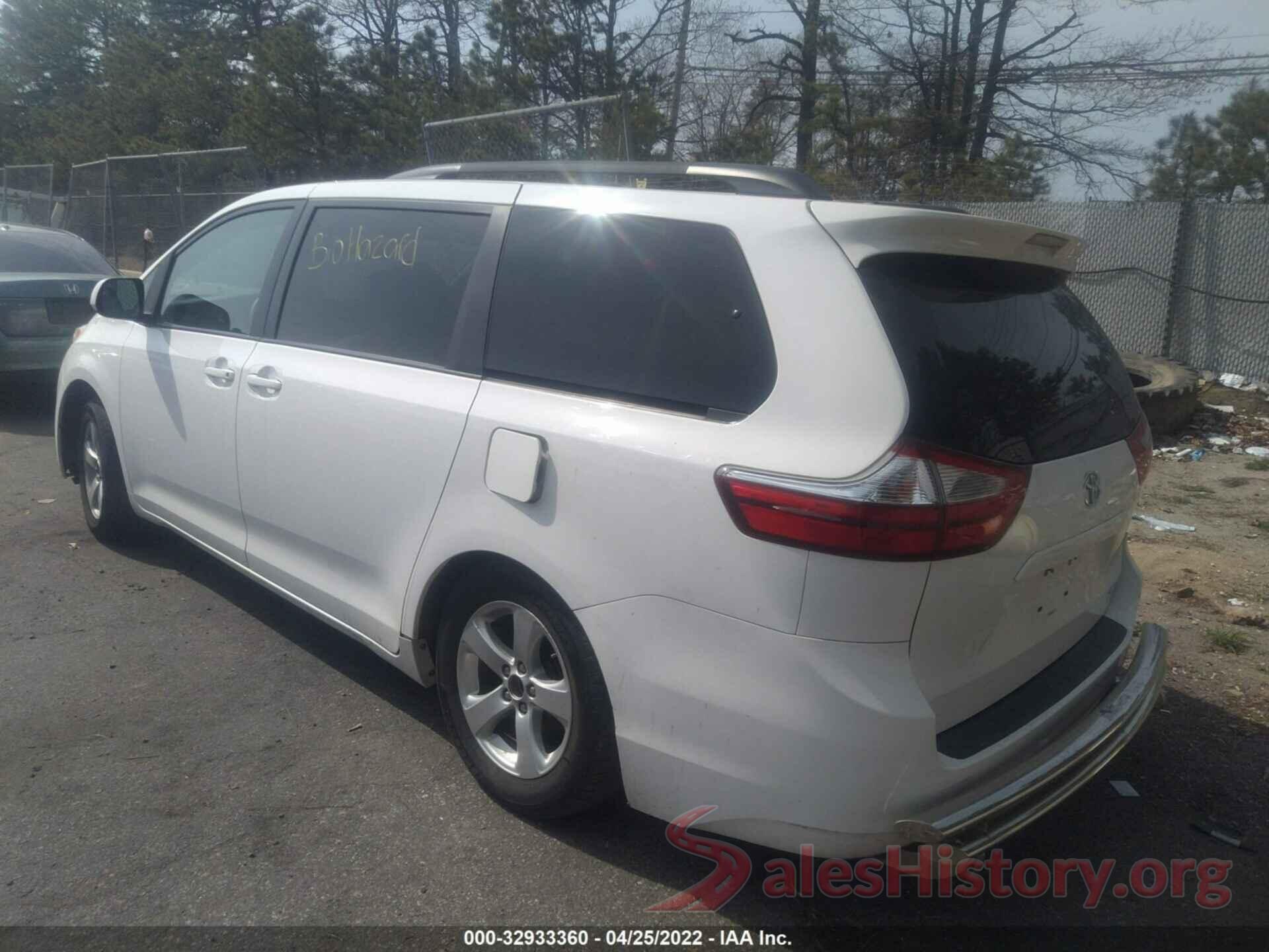 5TDKZ3DC9HS803774 2017 TOYOTA SIENNA