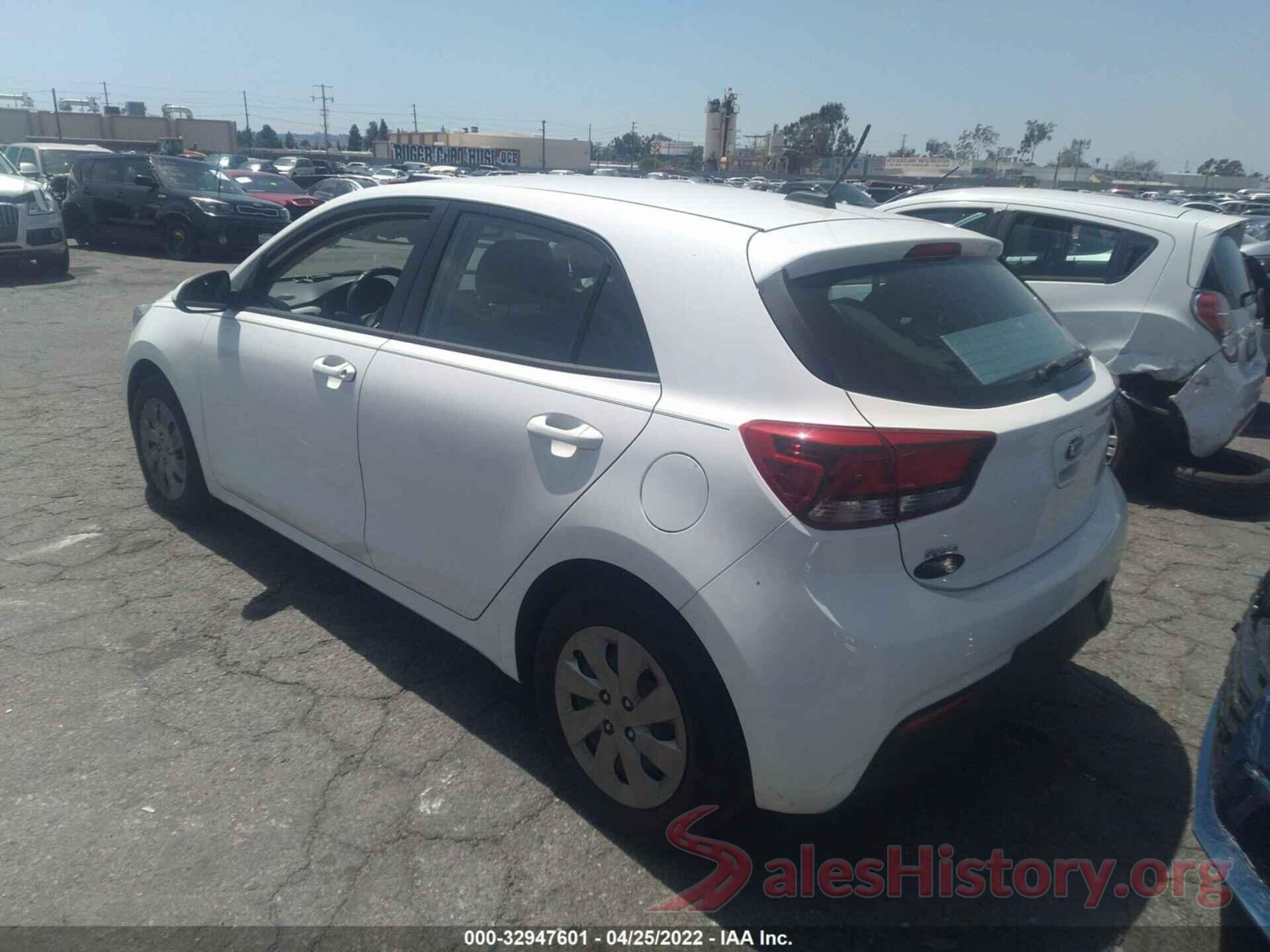 3KPA25AB1KE197444 2019 KIA RIO 5-DOOR