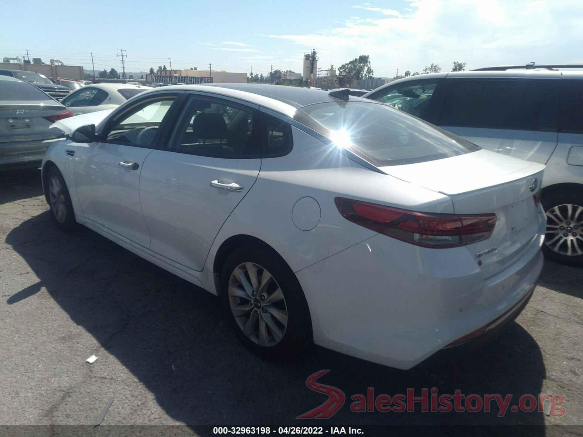 5XXGT4L30JG247005 2018 KIA OPTIMA