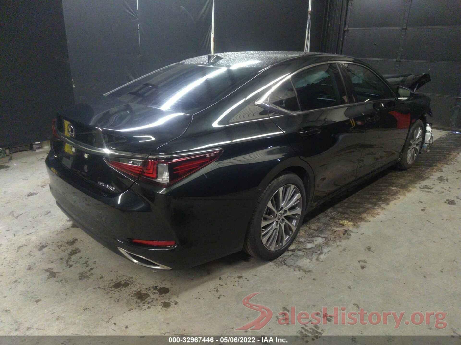 58ADZ1B10MU105031 2021 LEXUS ES