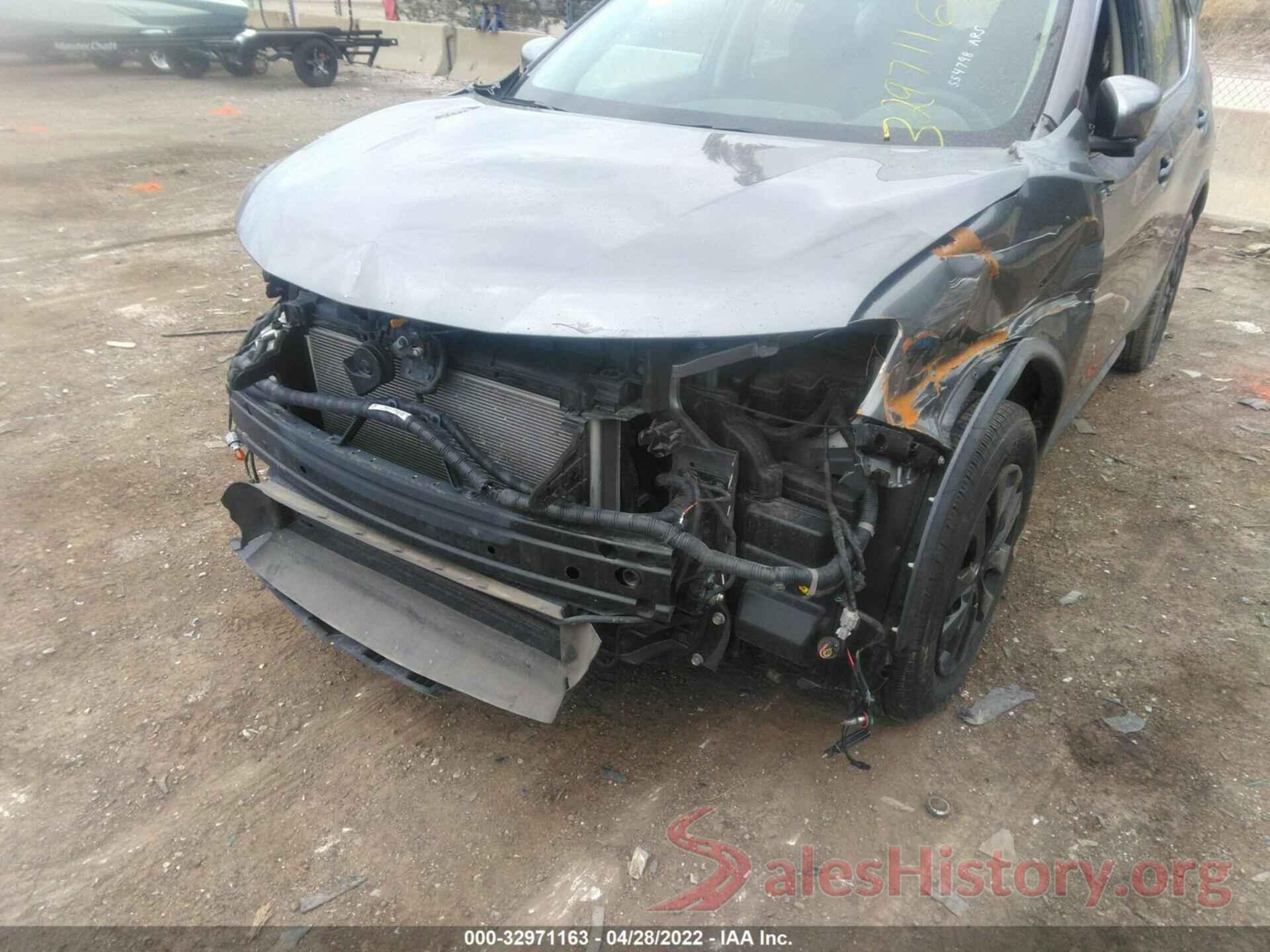 KNMAT2MV0HP554798 2017 NISSAN ROGUE